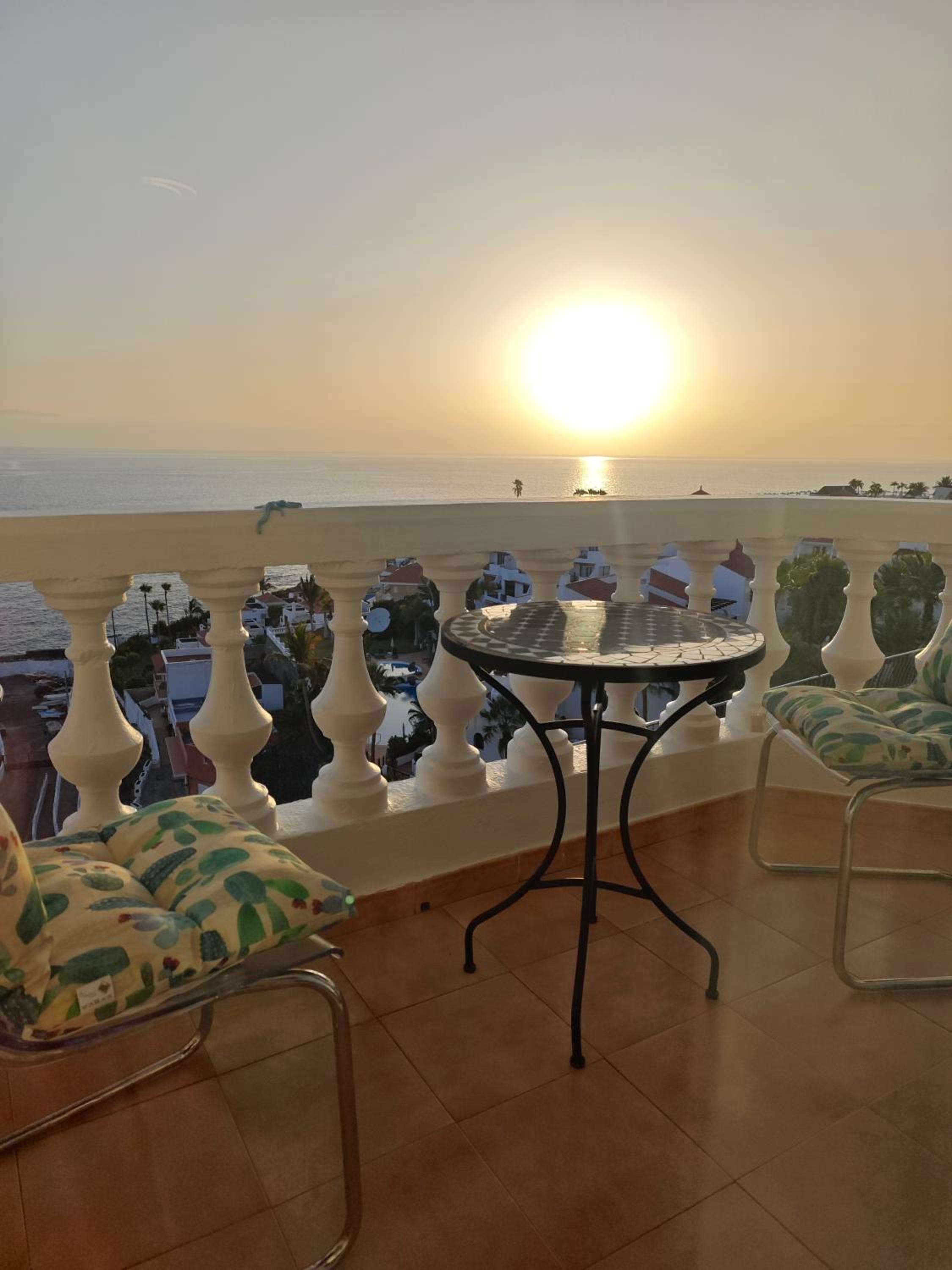 Sunset apartment