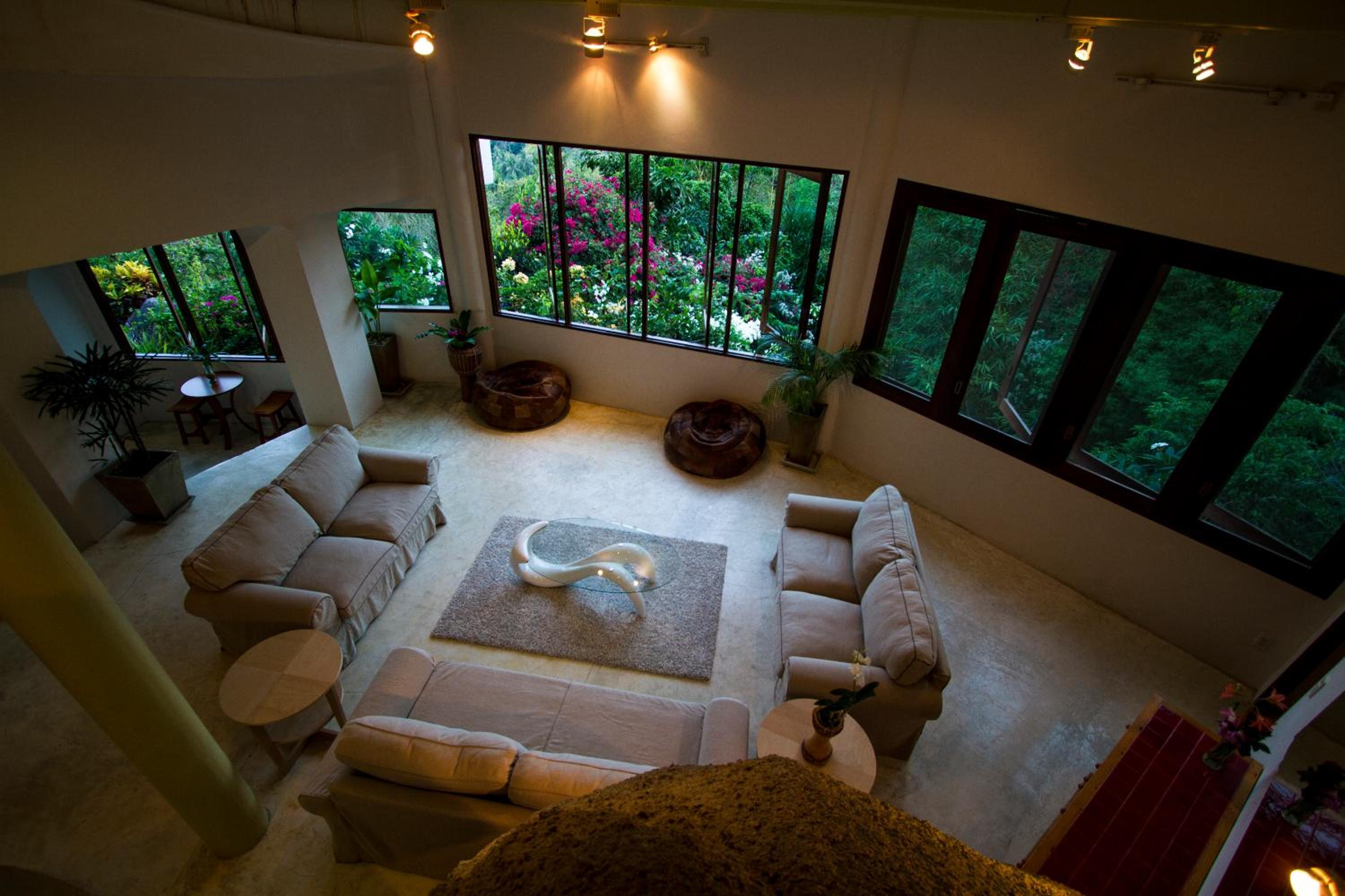 Monkey Flower Villas