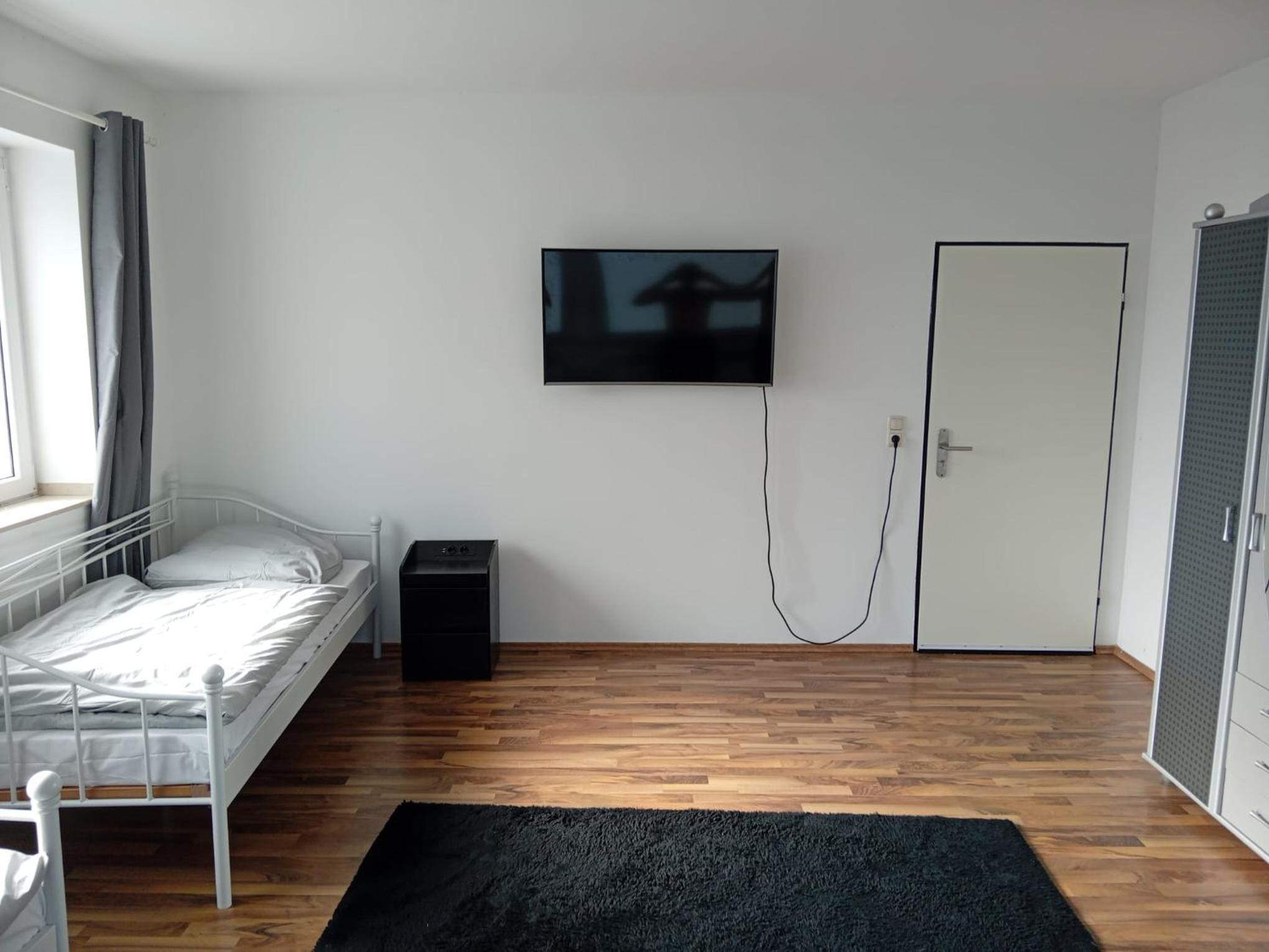 TOP Pader City Pension mit Wlan und free parking