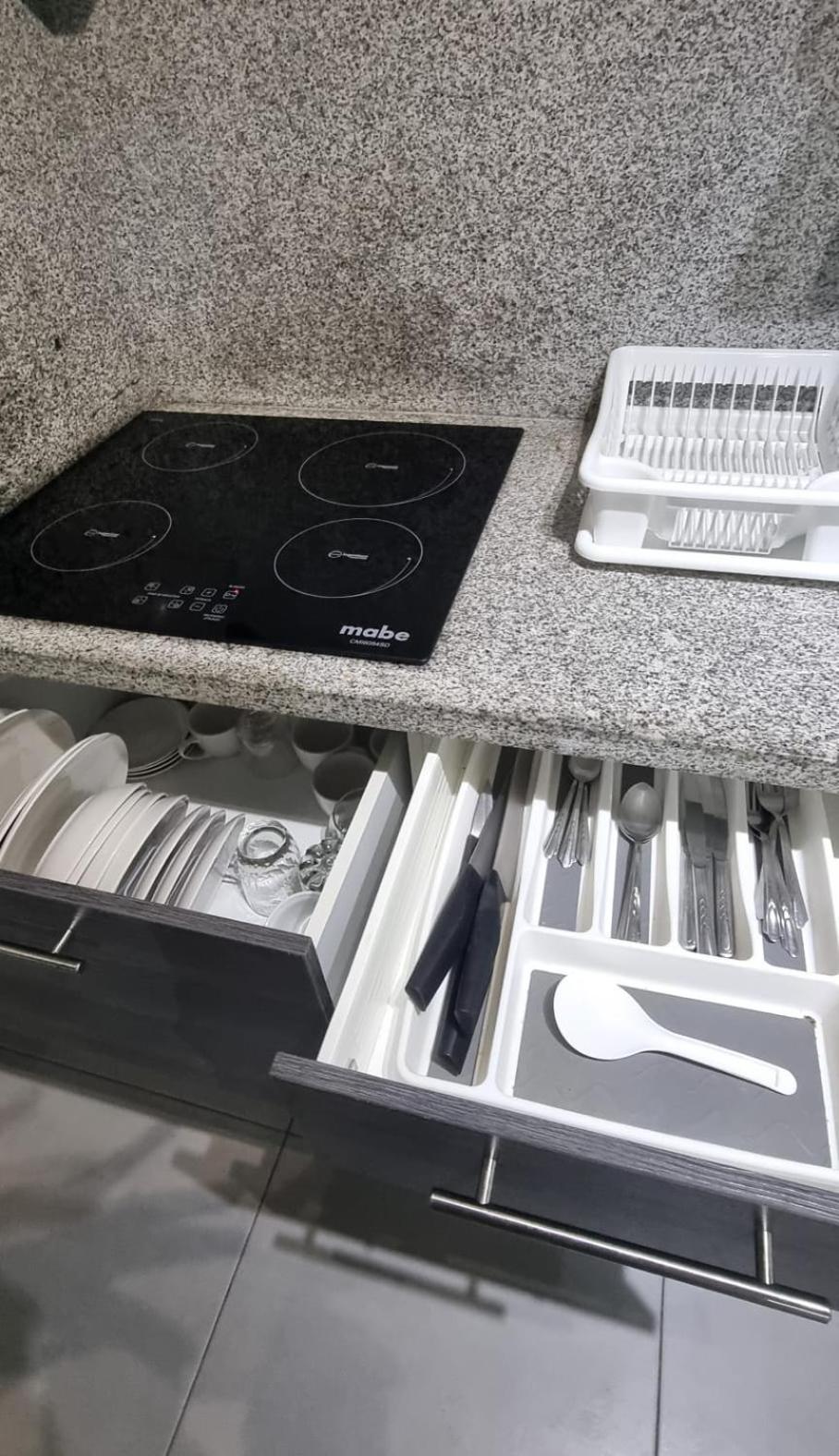 Dpto cerca de Aeropuerto con piscina y zona de trabajo
