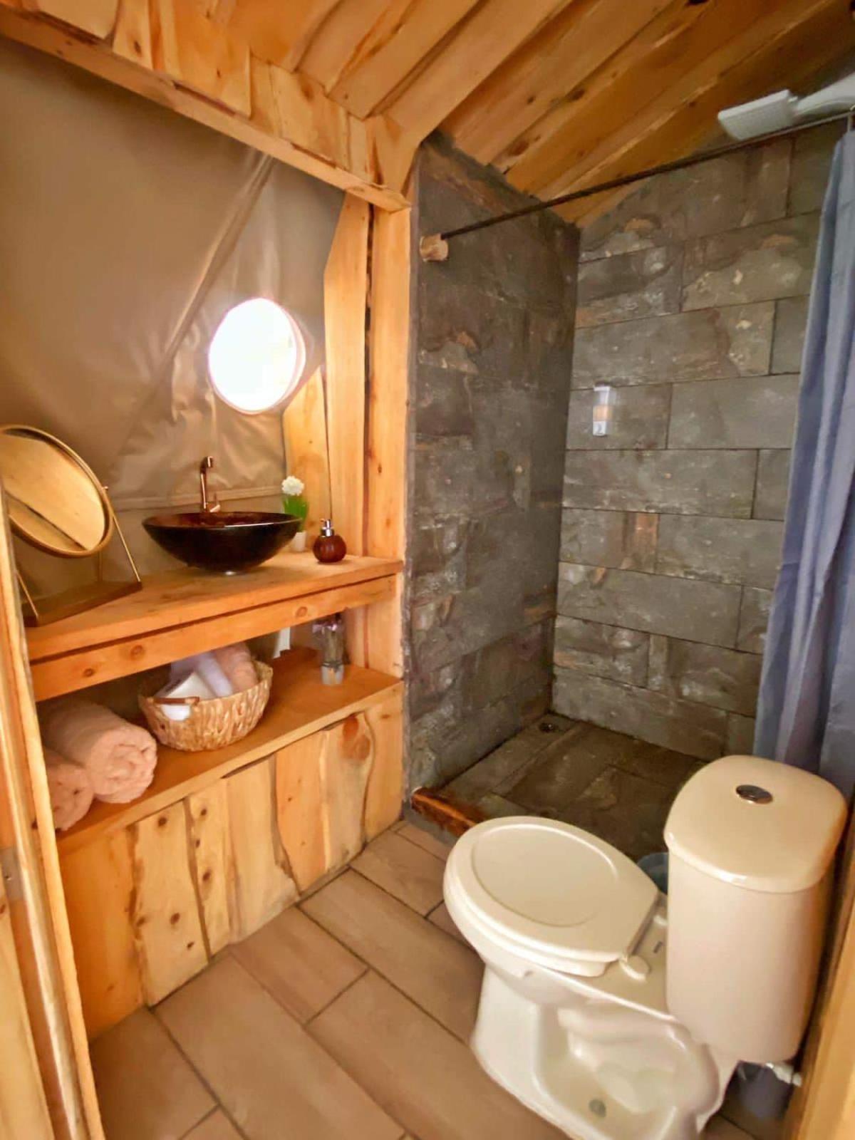 Green Noise Glamping