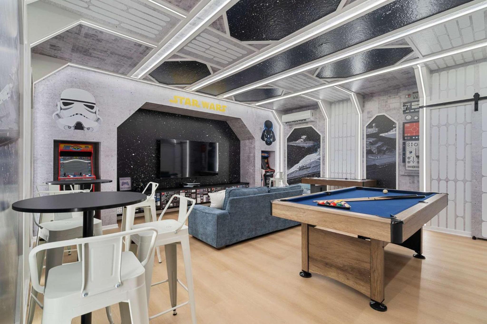 Luxurious Home at The Oasis Club
