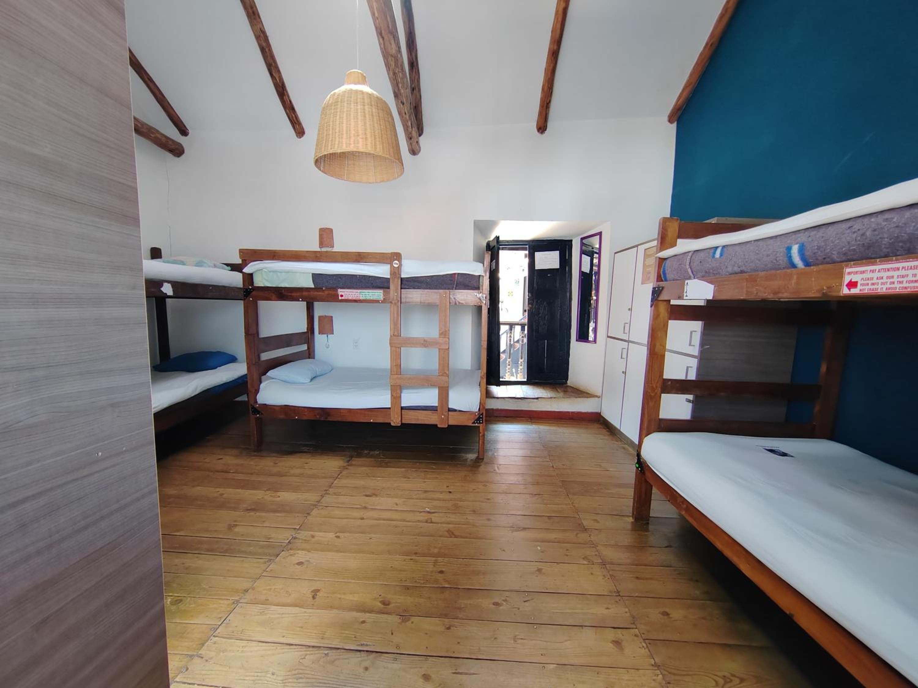Intro Hostels Cusco
