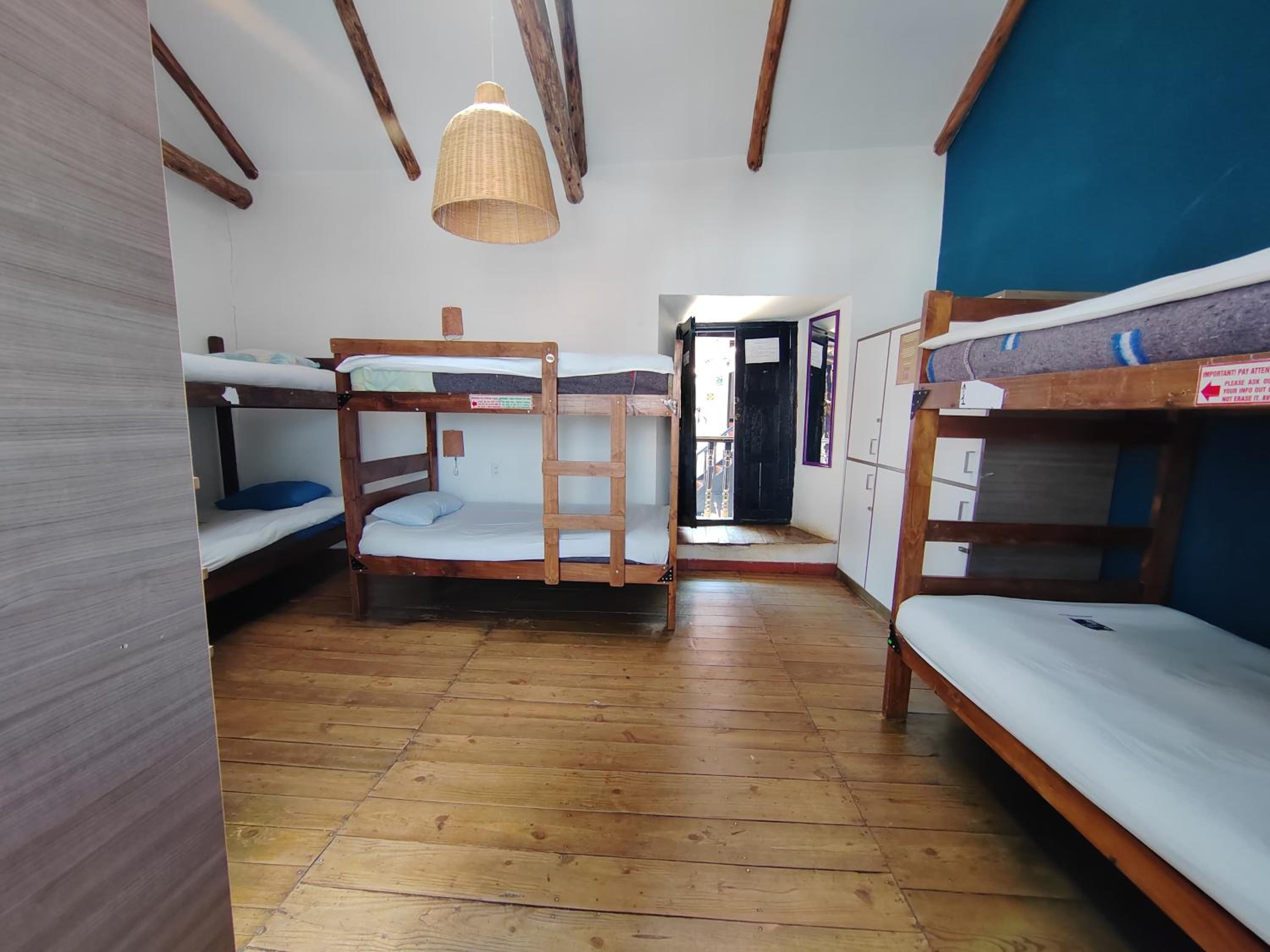 Intro Hostels Cusco