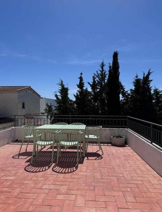 P1 D Apartamento con terraza y piscina comunitaria photo 3