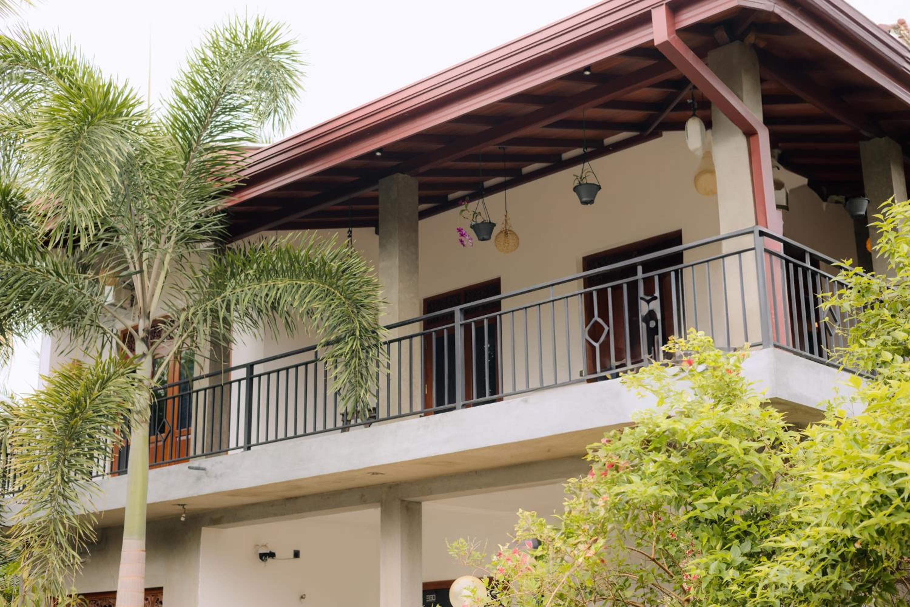 Hotel Falkennest Villa - Image 1