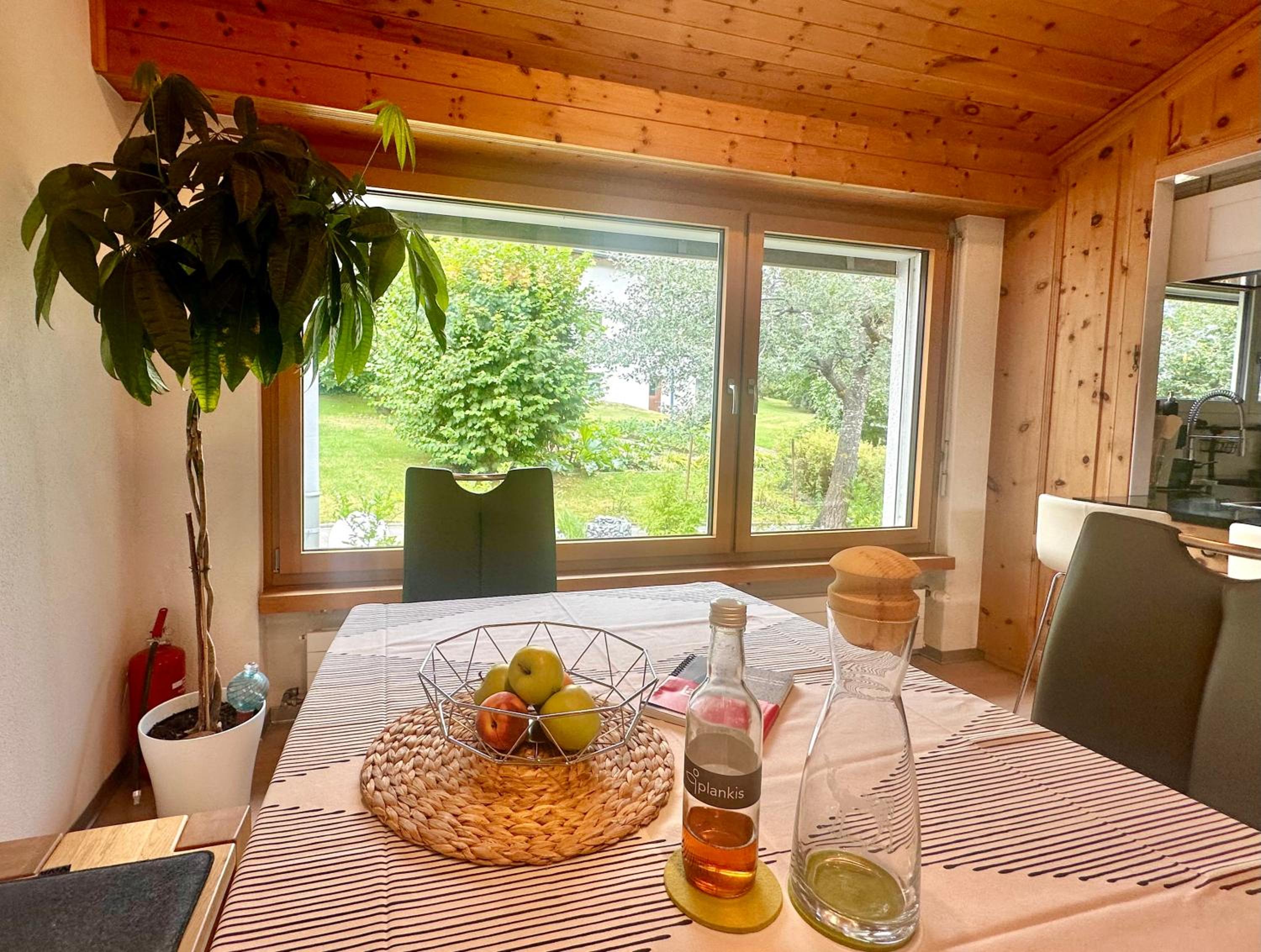 Chasa Stefania, modernes Engadiner Haus mit Wellness und Sauna