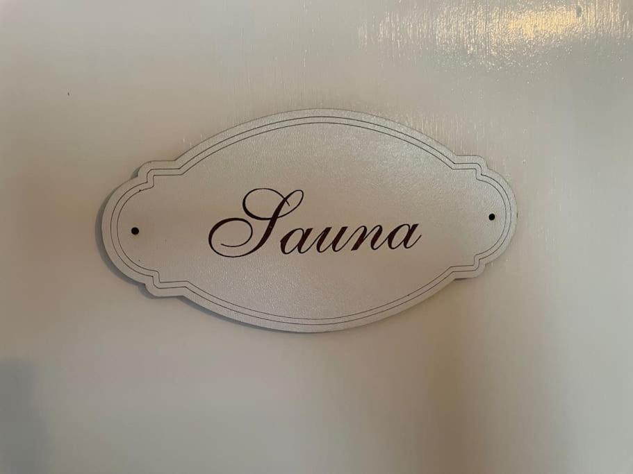 Ferienhaus mit Bar und Sauna