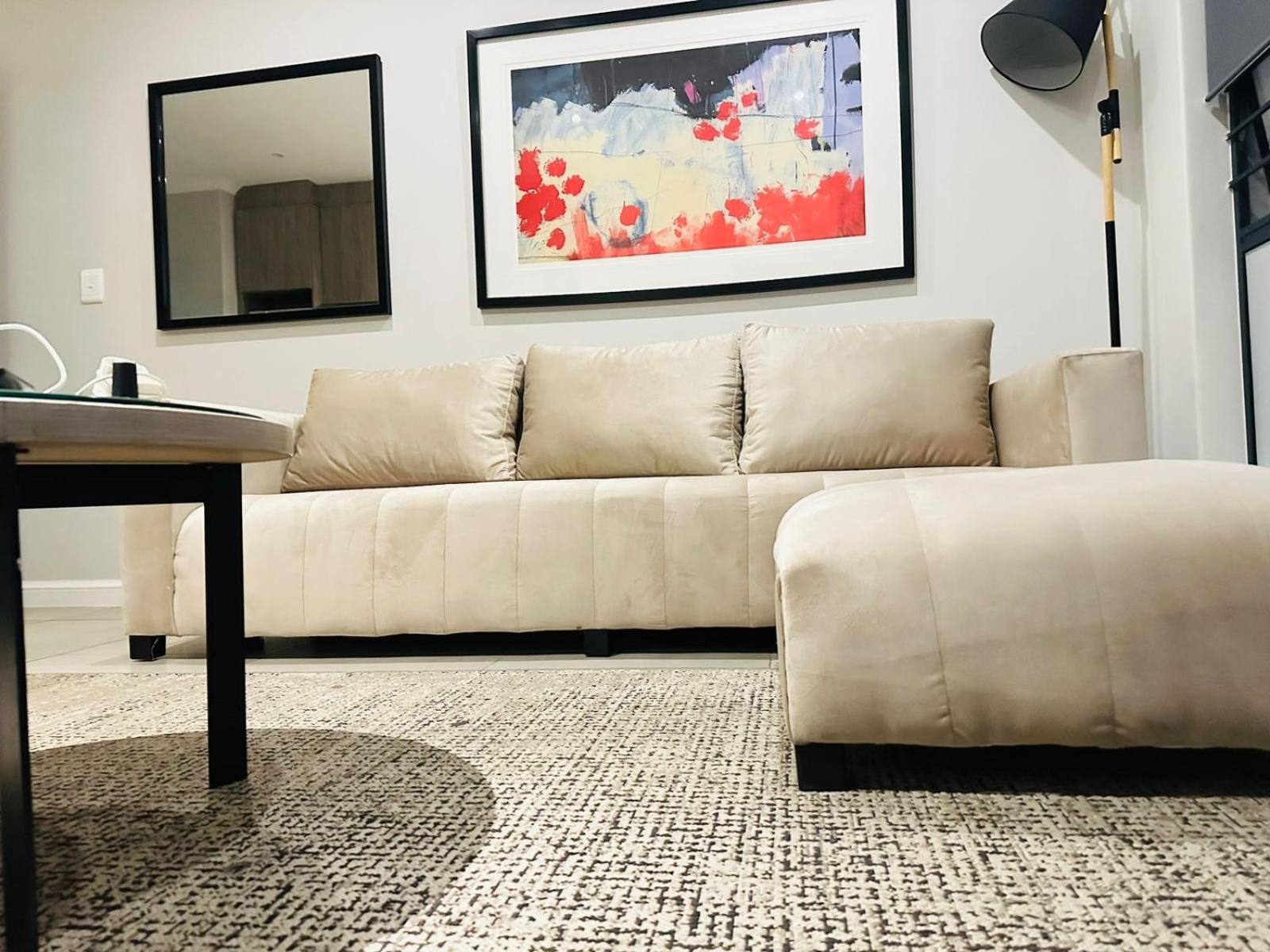 Zuriel Spaces 2 bedrooms 2 bathrooms Luxurious Modern Apartment