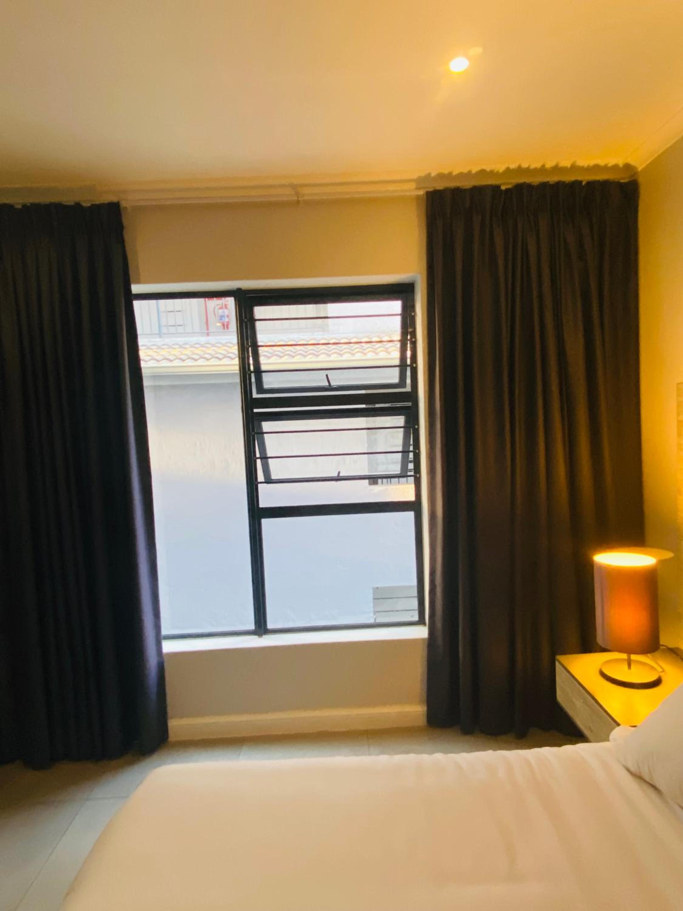 Zuriel Spaces 2 bedrooms 2 bathrooms Luxurious Modern Apartment