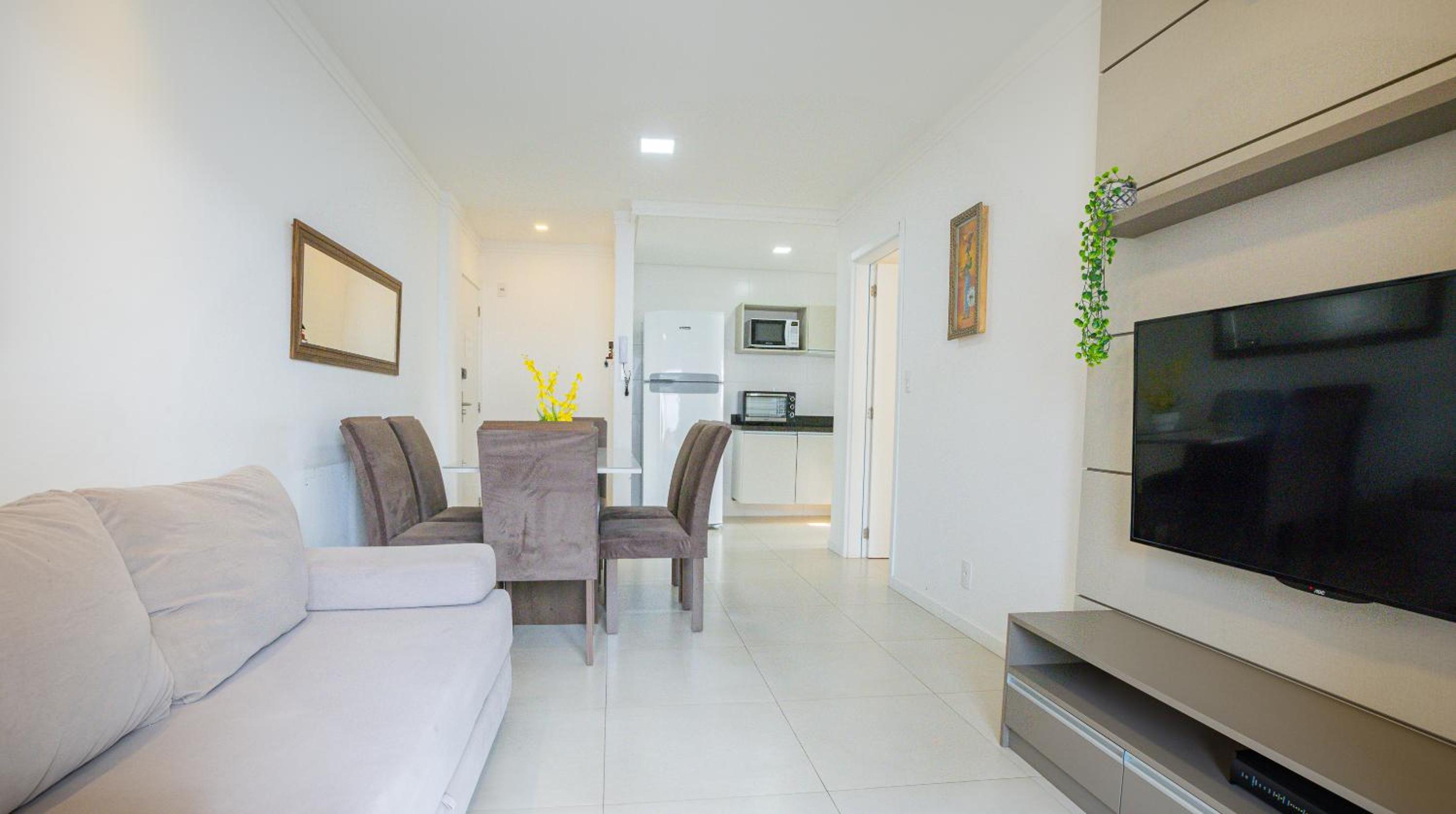 100m da Praia nos Ingleses, Cond. c/ Piscina P2090