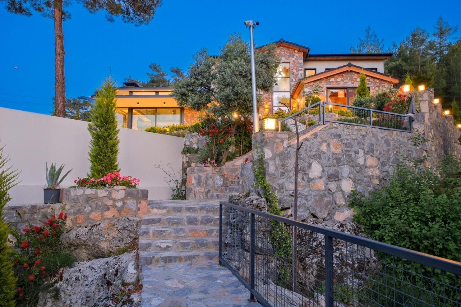 Sunsetpremiumgocek