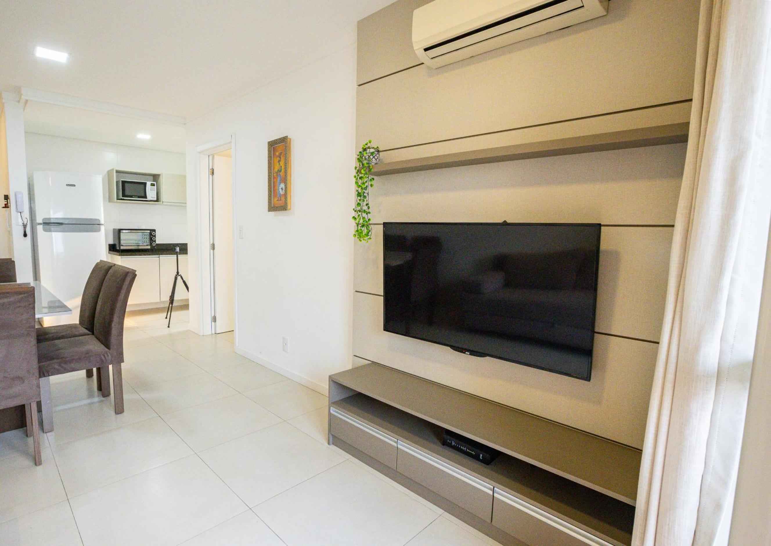100m da Praia nos Ingleses, Cond. c/ Piscina P2090