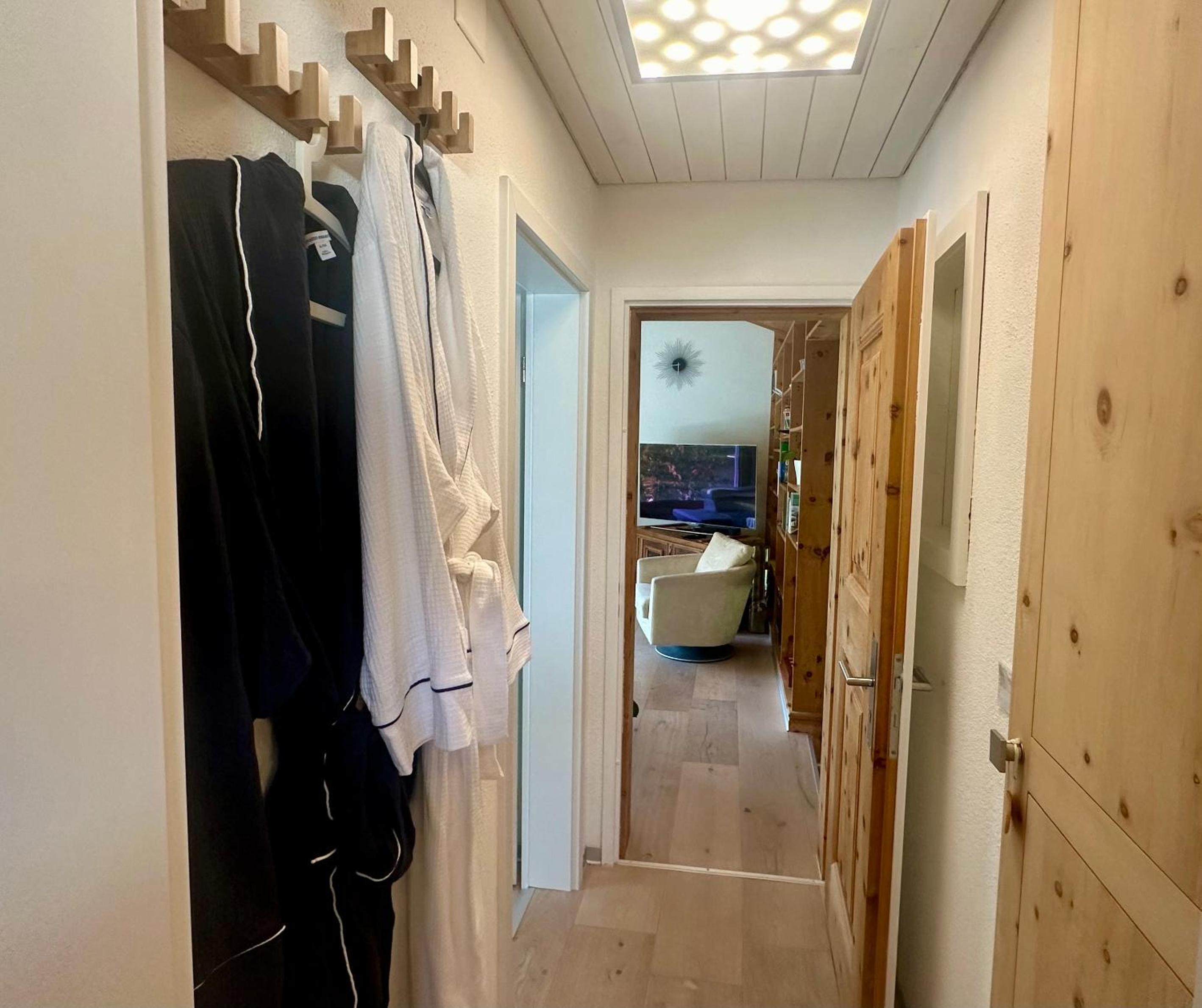 Chasa Stefania, modernes Engadiner Haus mit Wellness und Sauna