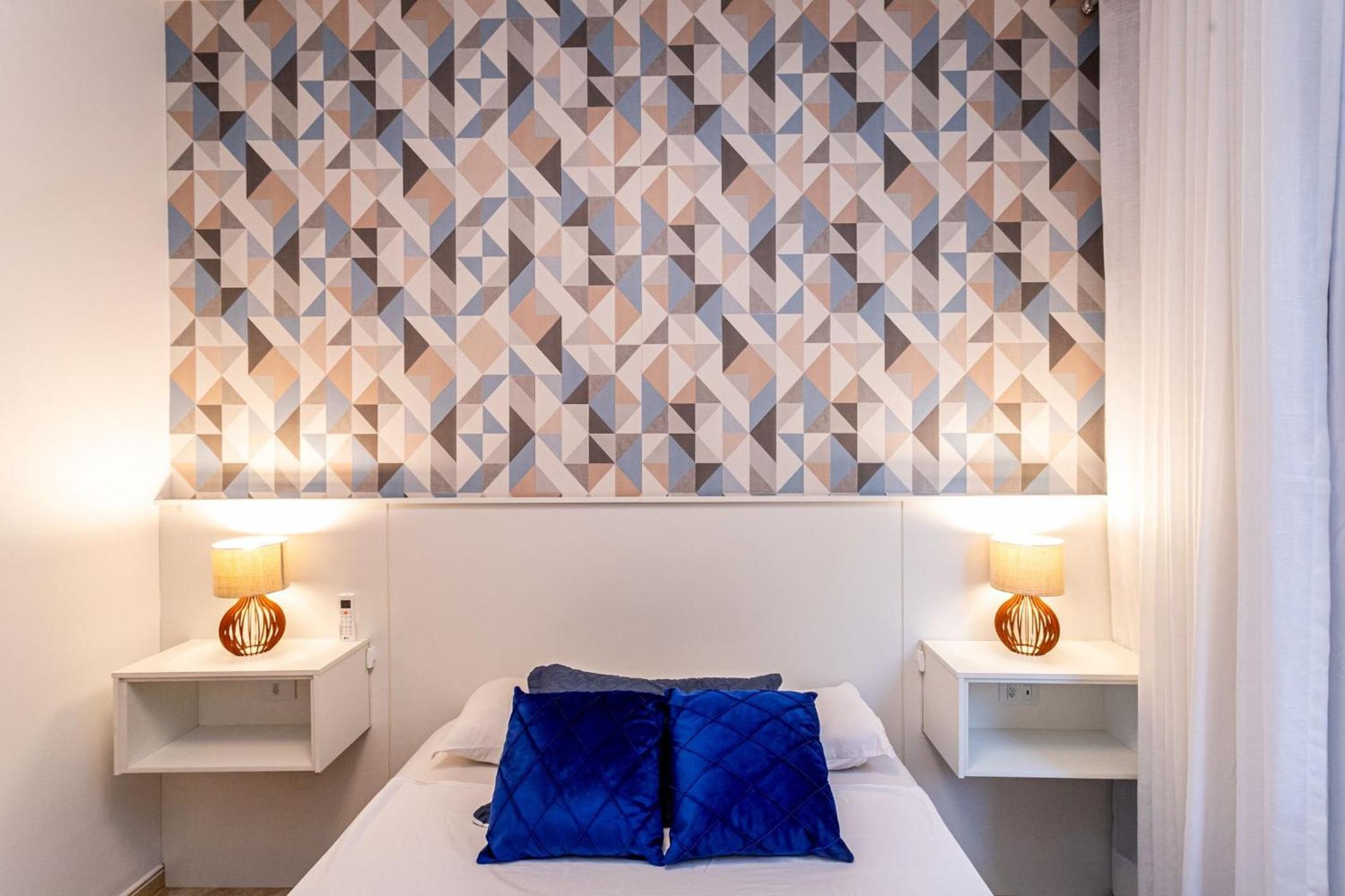 Copacabana: Beach and Elegance | 5 Guests