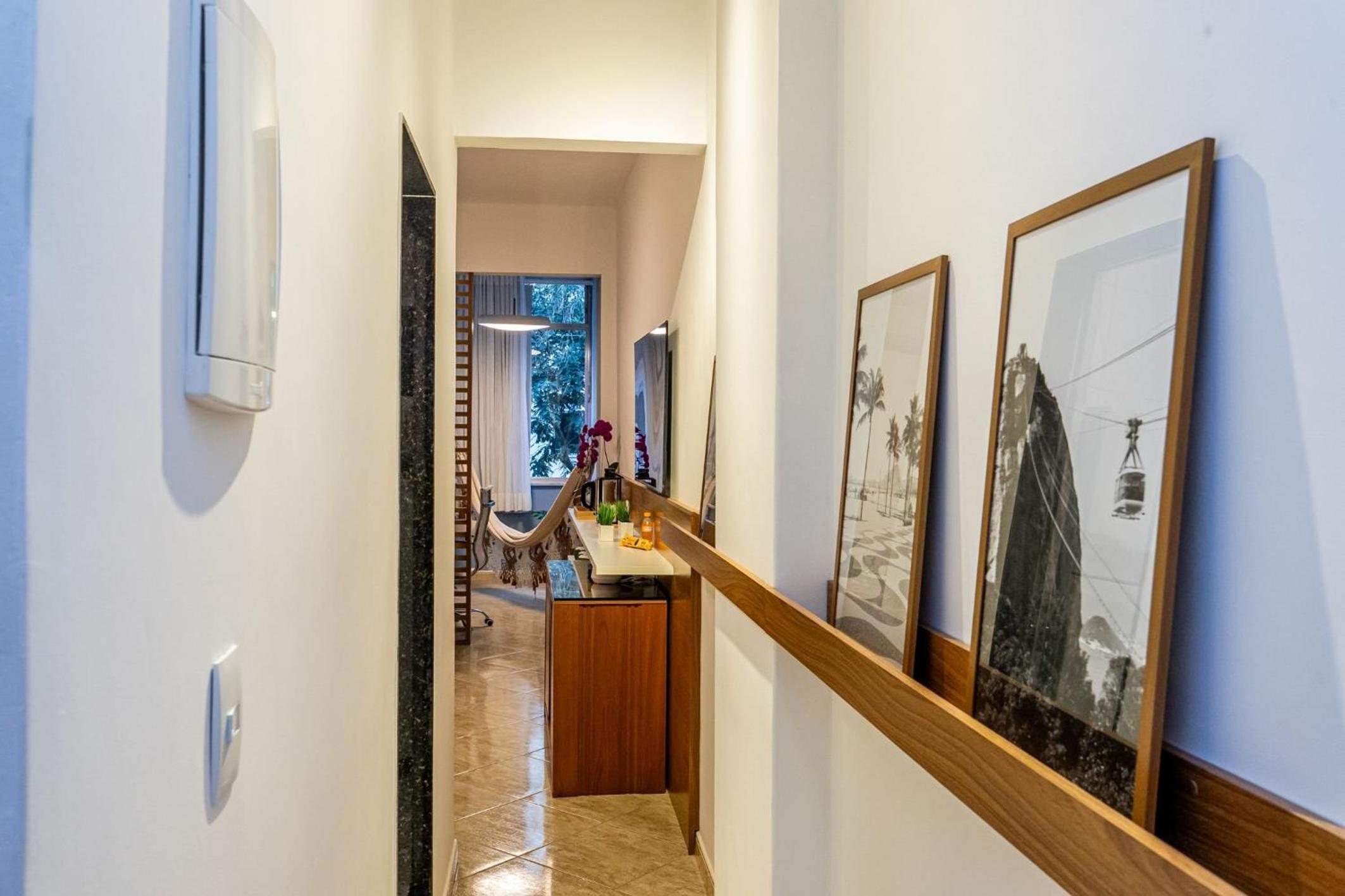 Copacabana: Beach and Elegance | 5 Guests