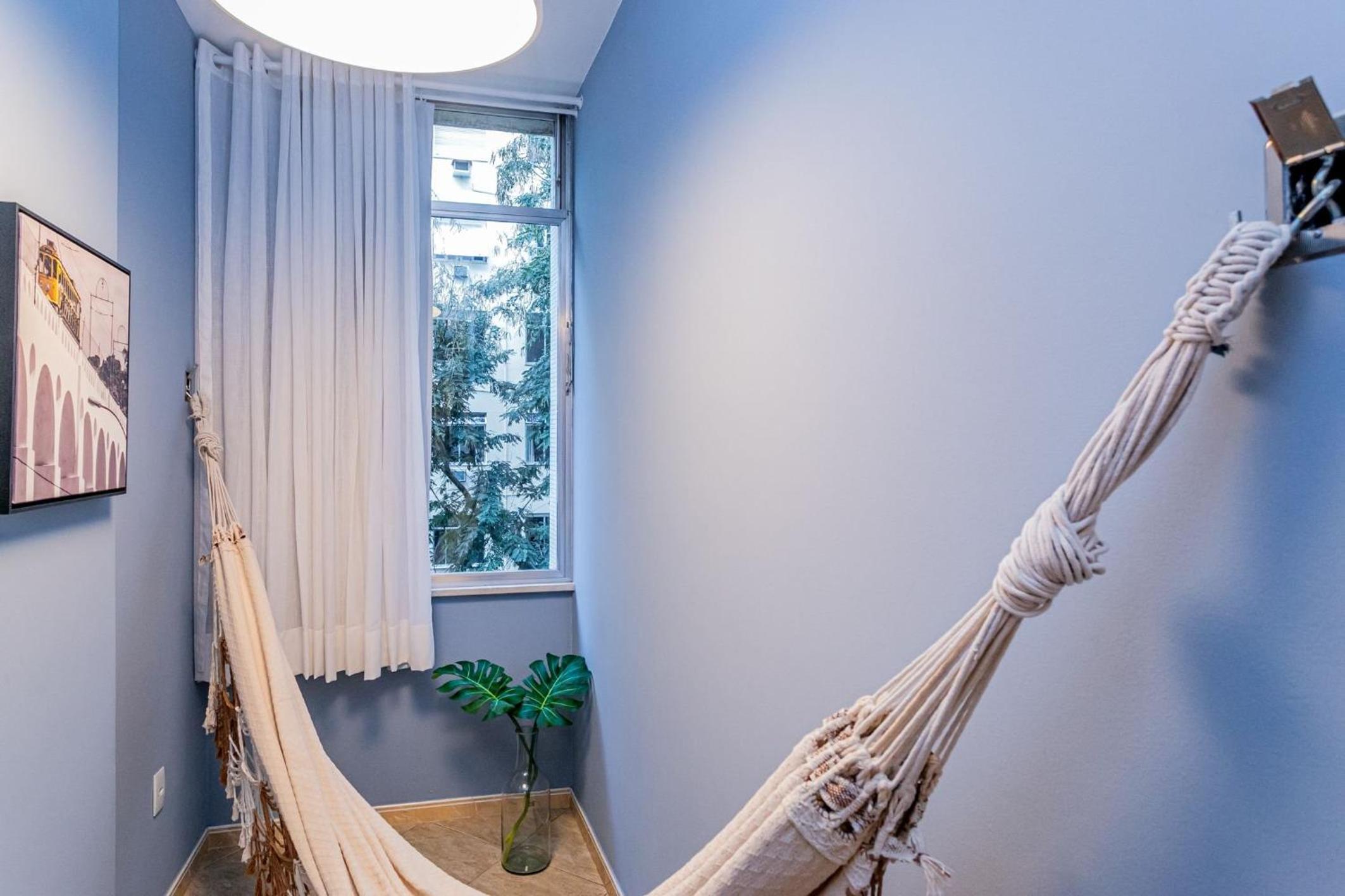 Copacabana: Beach and Elegance | 5 Guests