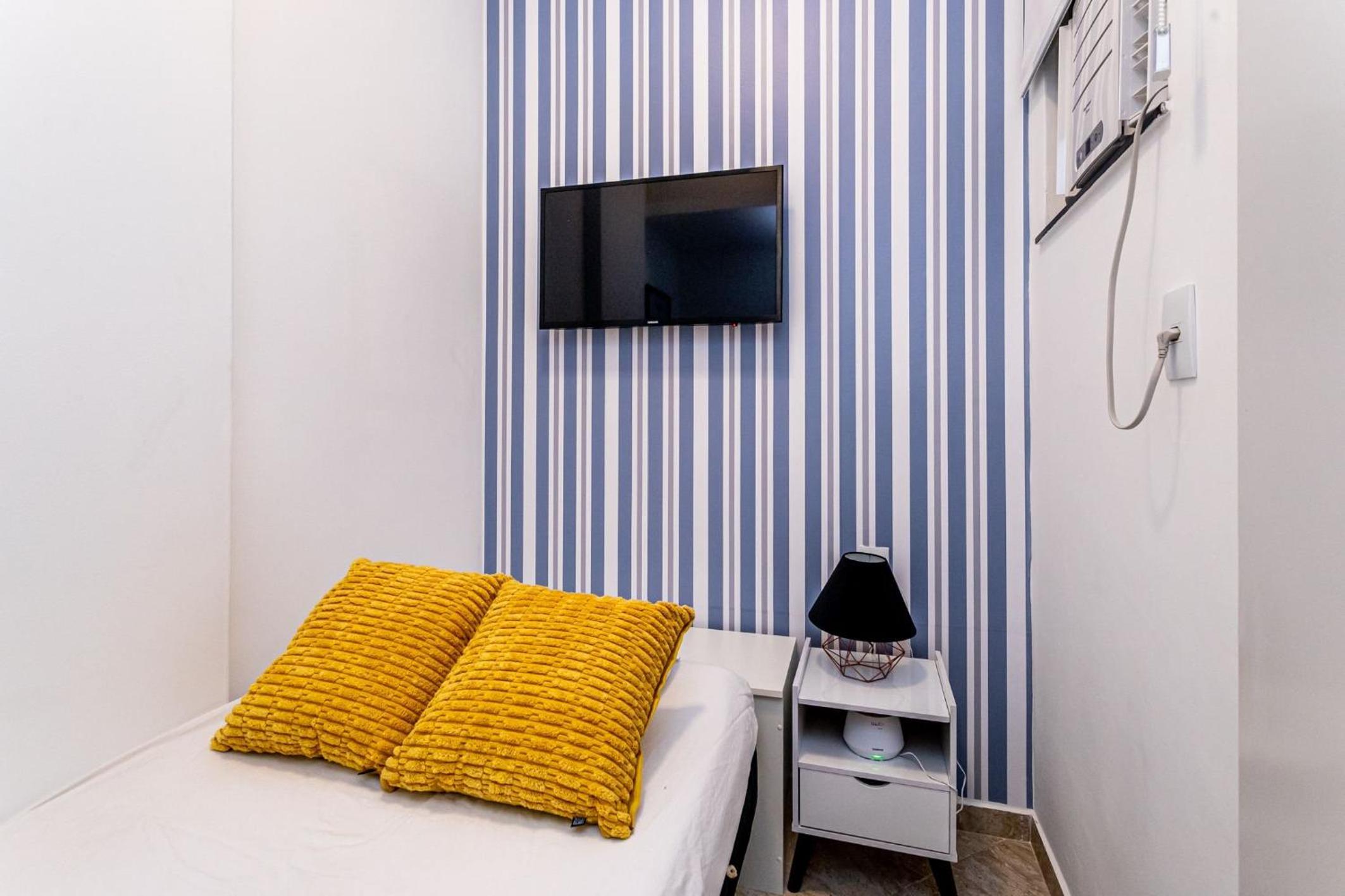Copacabana: Beach and Elegance | 5 Guests