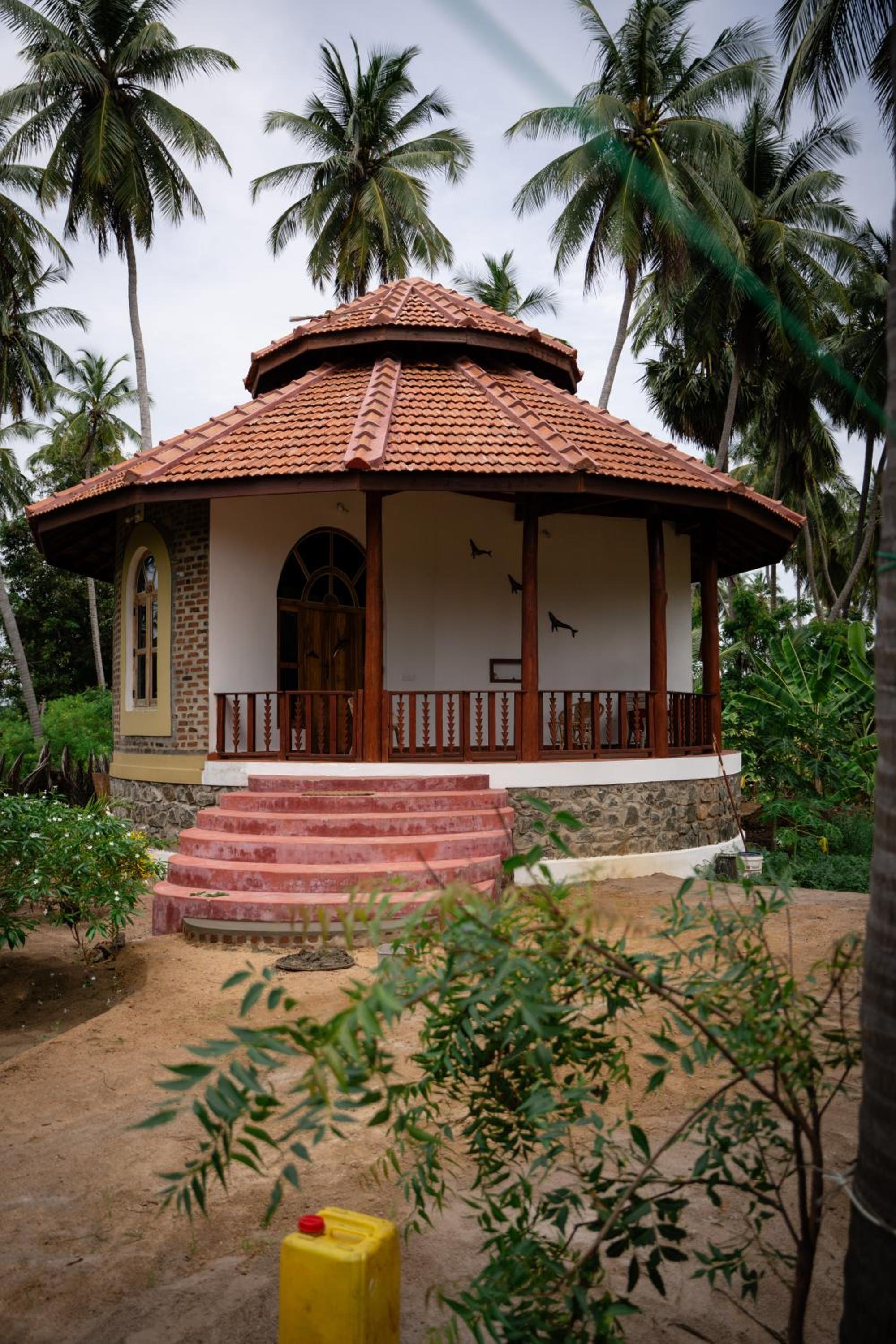 Banyan Beach Cottage SRI LANKA view 2