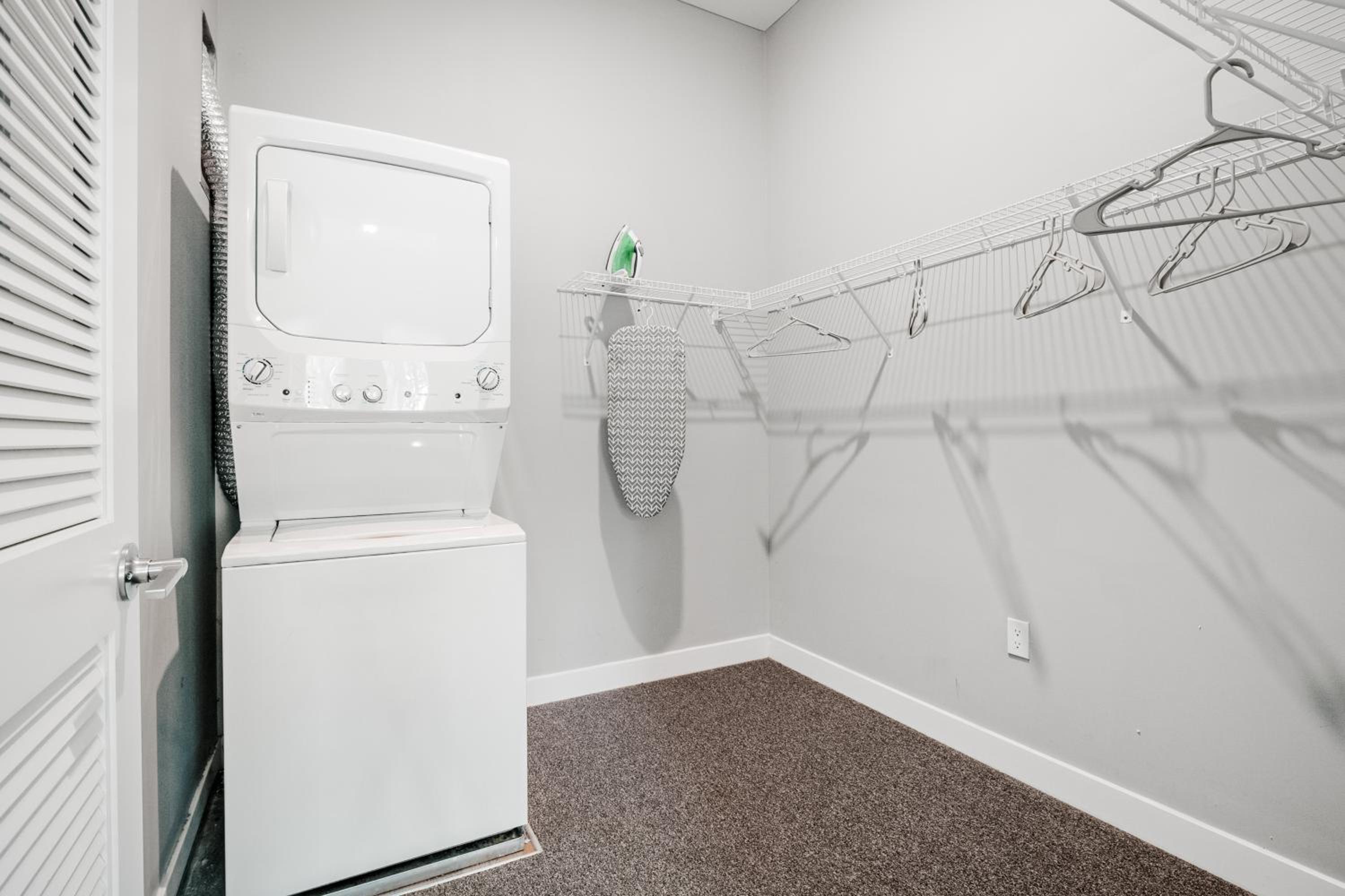 Luxury 1 Bedroom Apartment Near Tower Grove Park - Property Image 19
