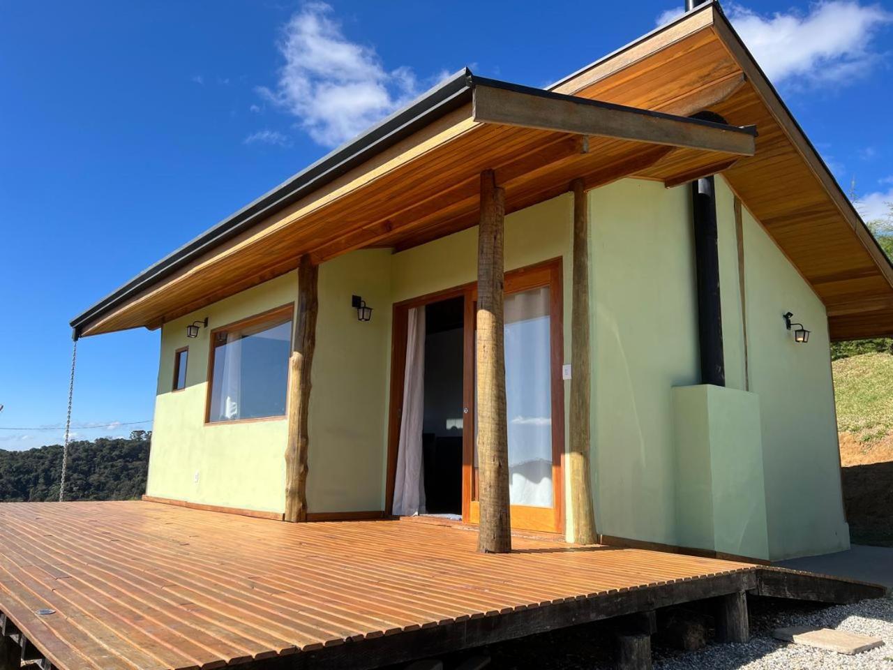 CASA NA MONTANHA