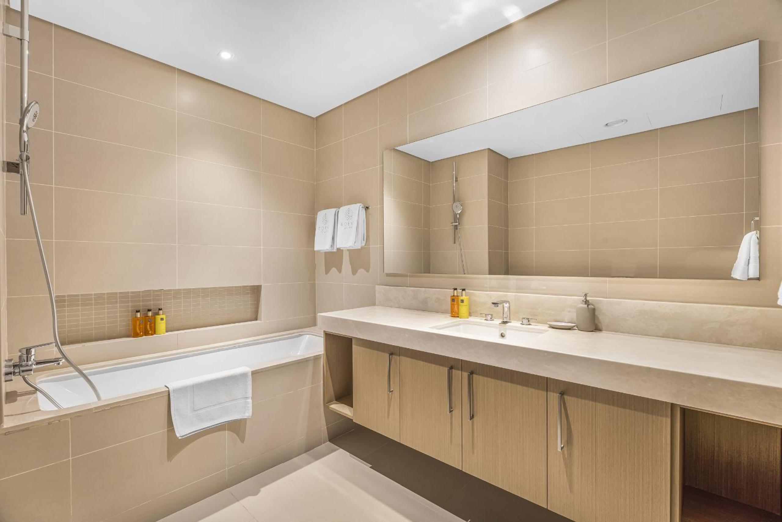 EDEN'S Homes & Villas - 52-42 Emaar