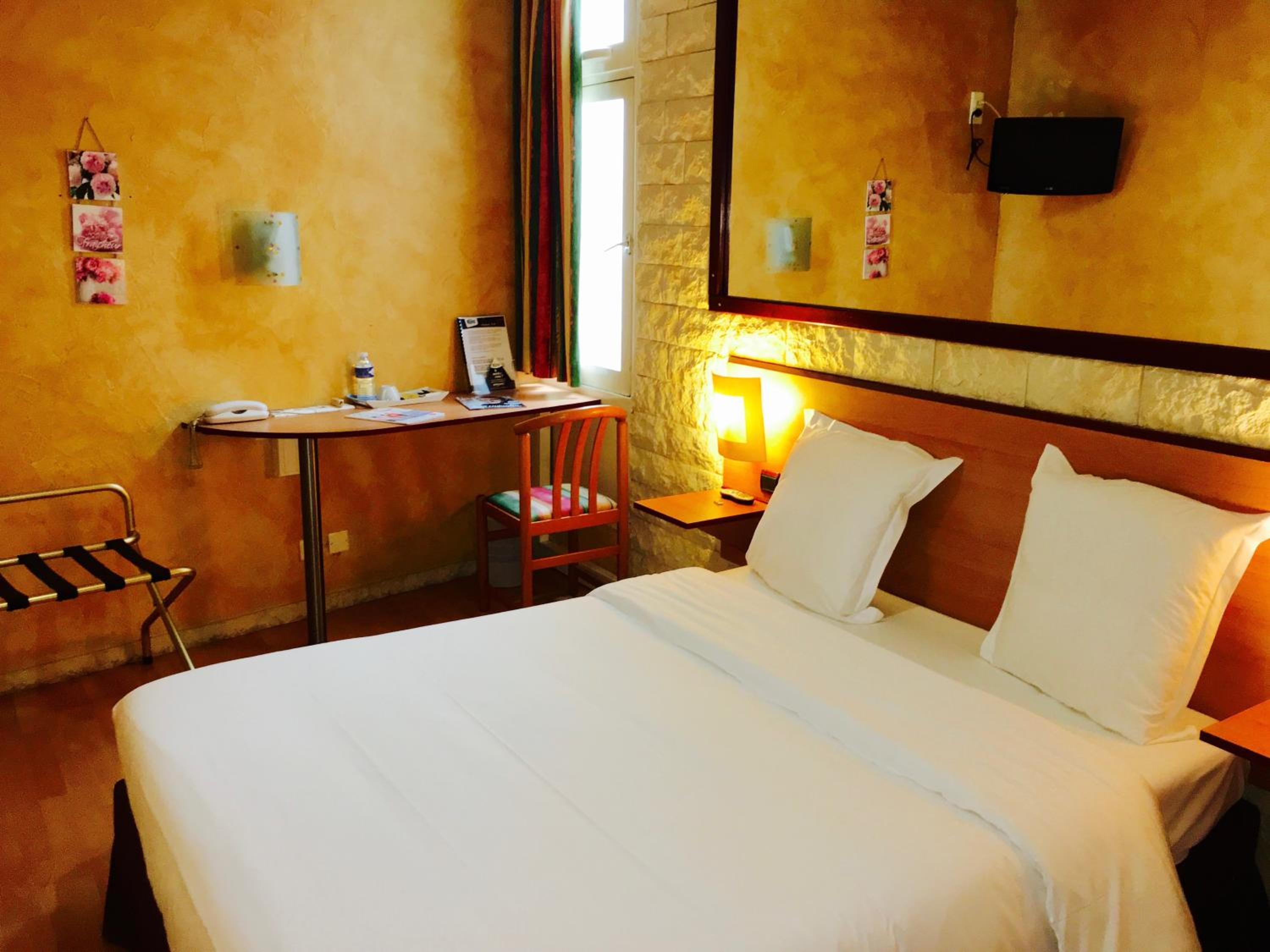 Pau Vacations - Hotel Bosquet Pau Centre - Property Image 12