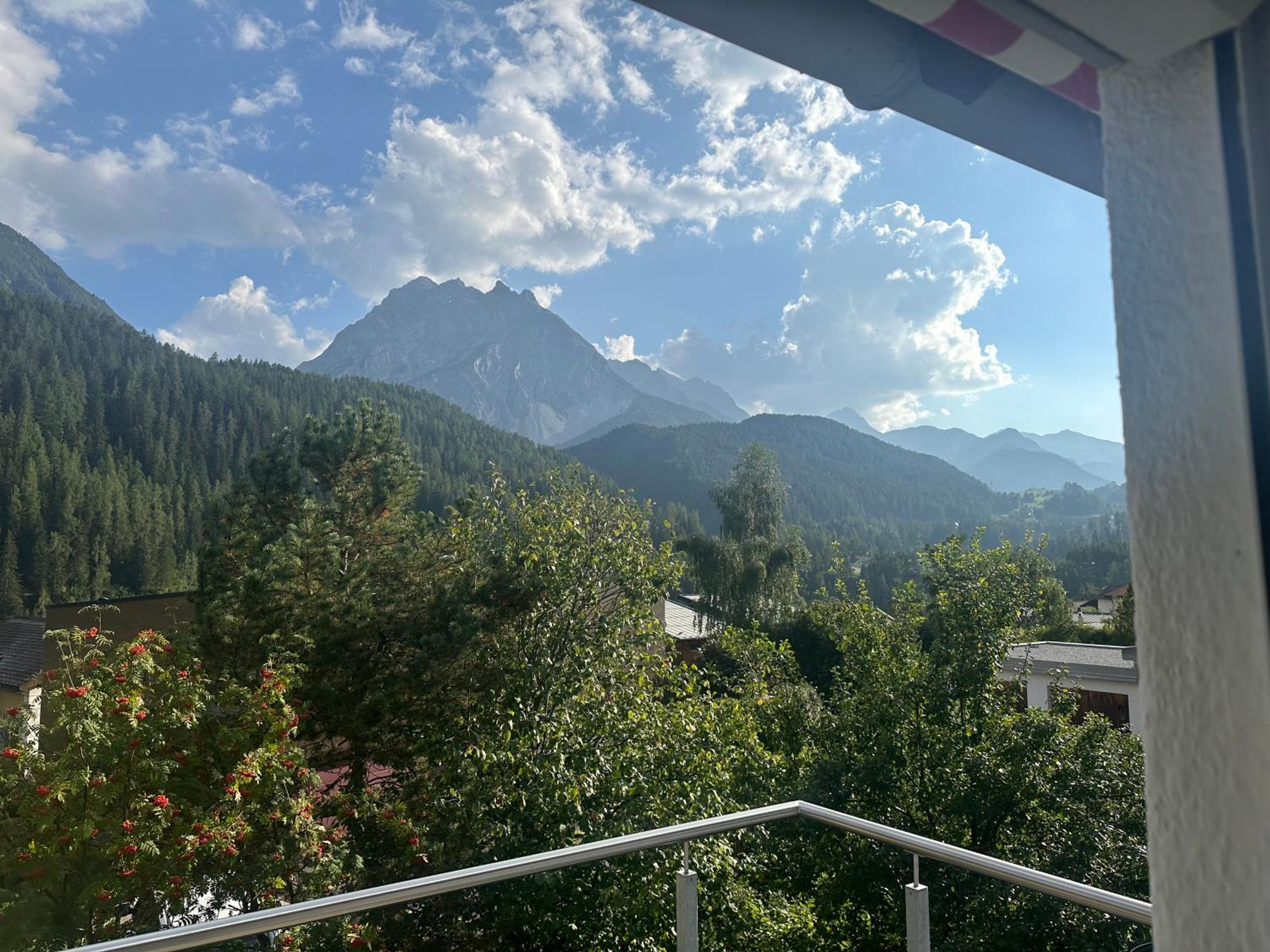 Ferienwohnungen Allegra mit rundum Bergblick