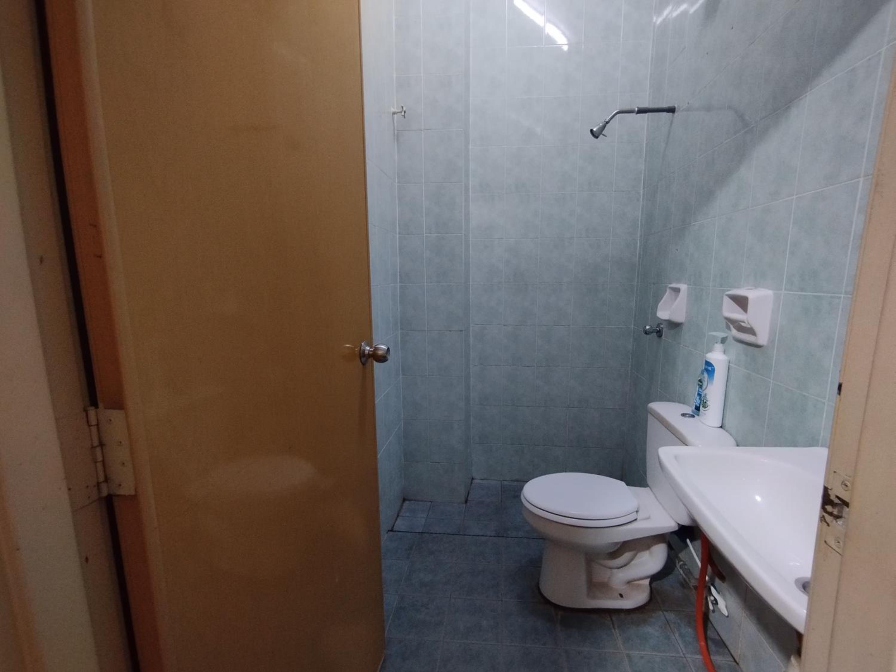 Photo 10