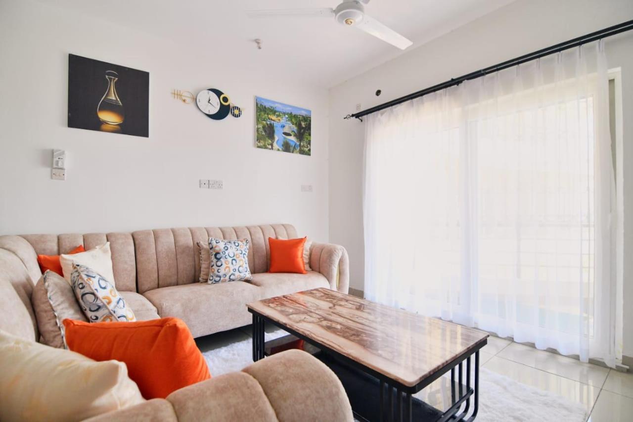 Palm Terrace B7 view 3