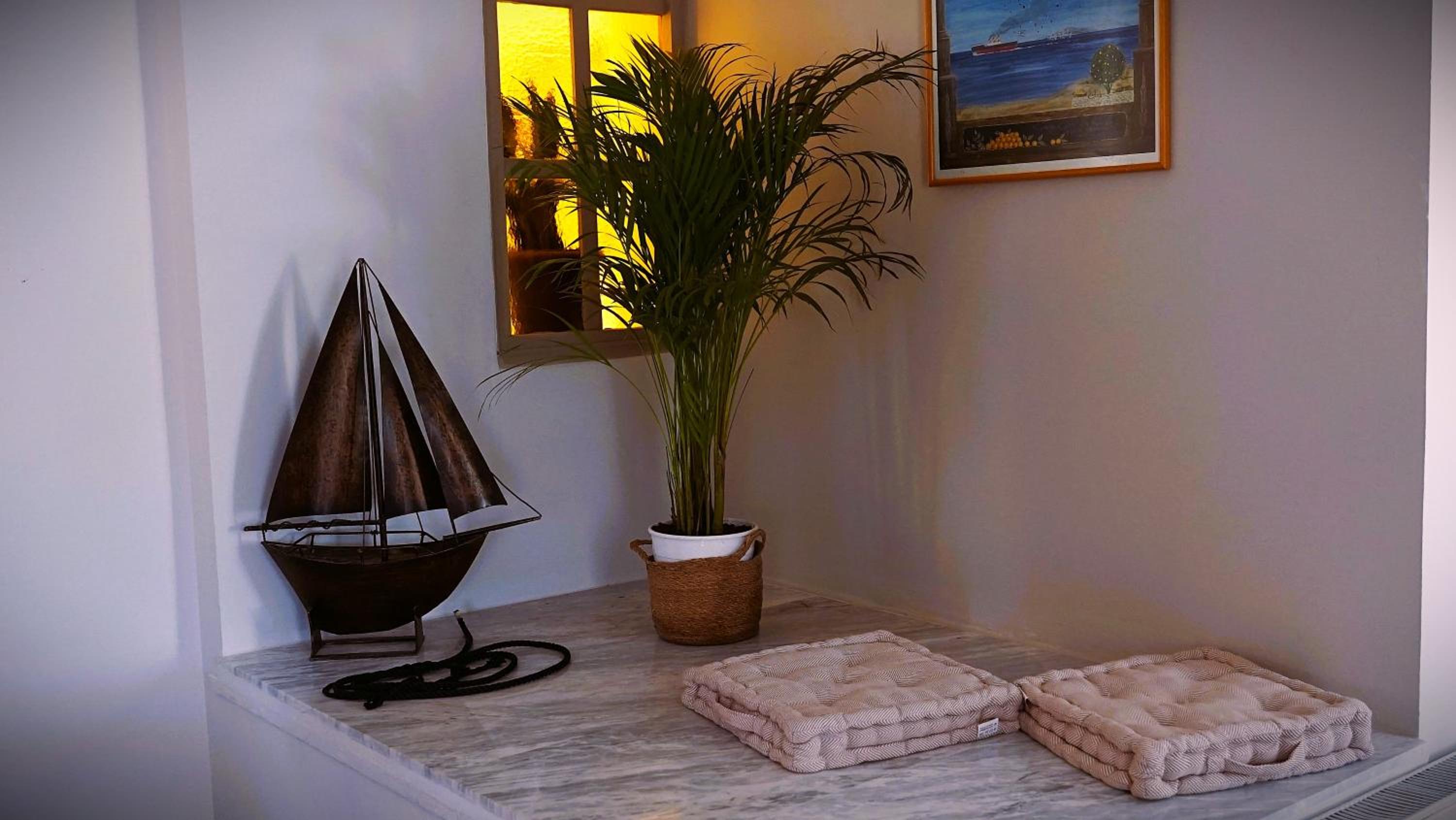 Mets Athens modern Maisonette, spacious view