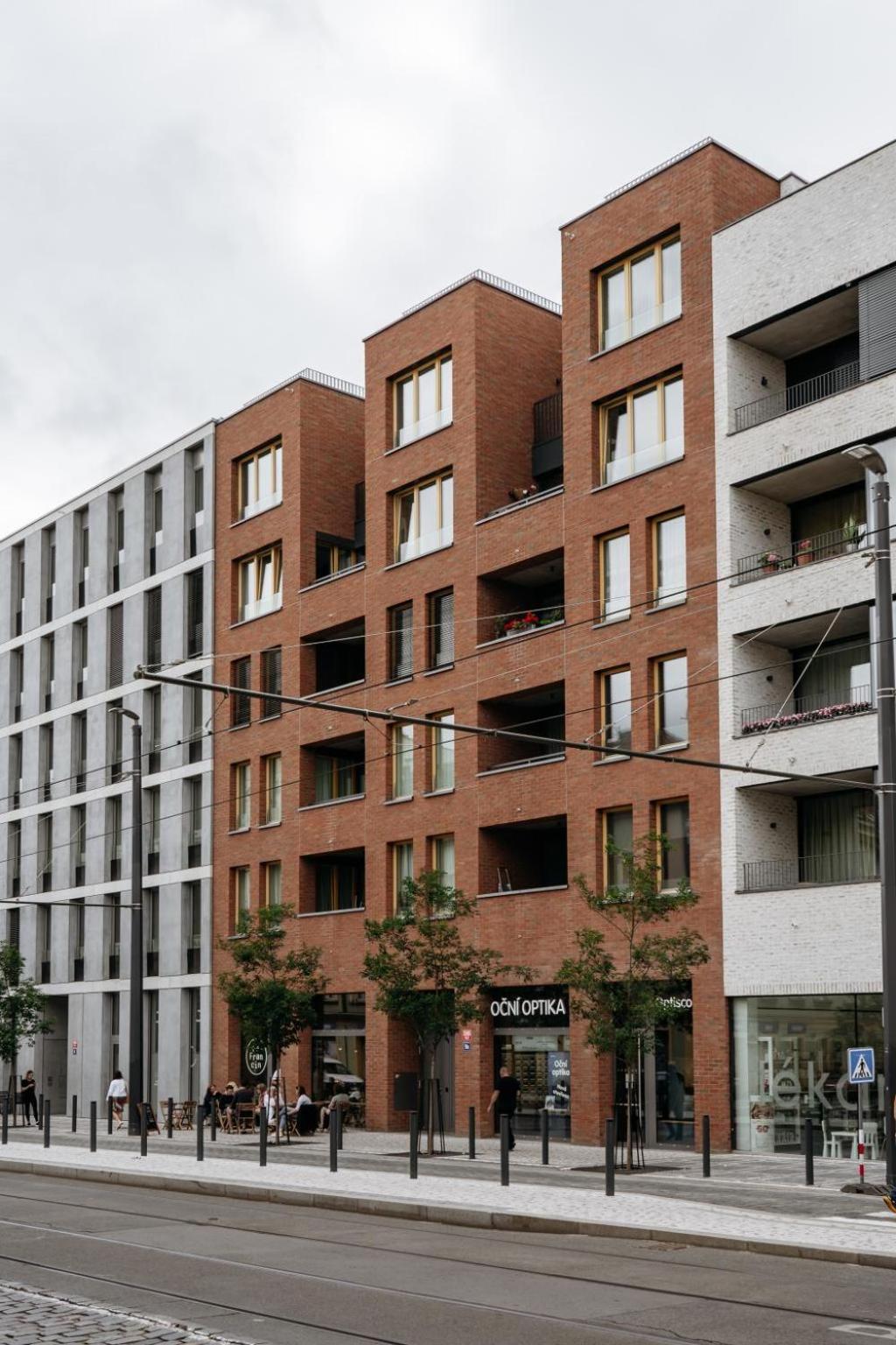 Prague Days - One-bedroom Apartment with Garage Parking and Balcony