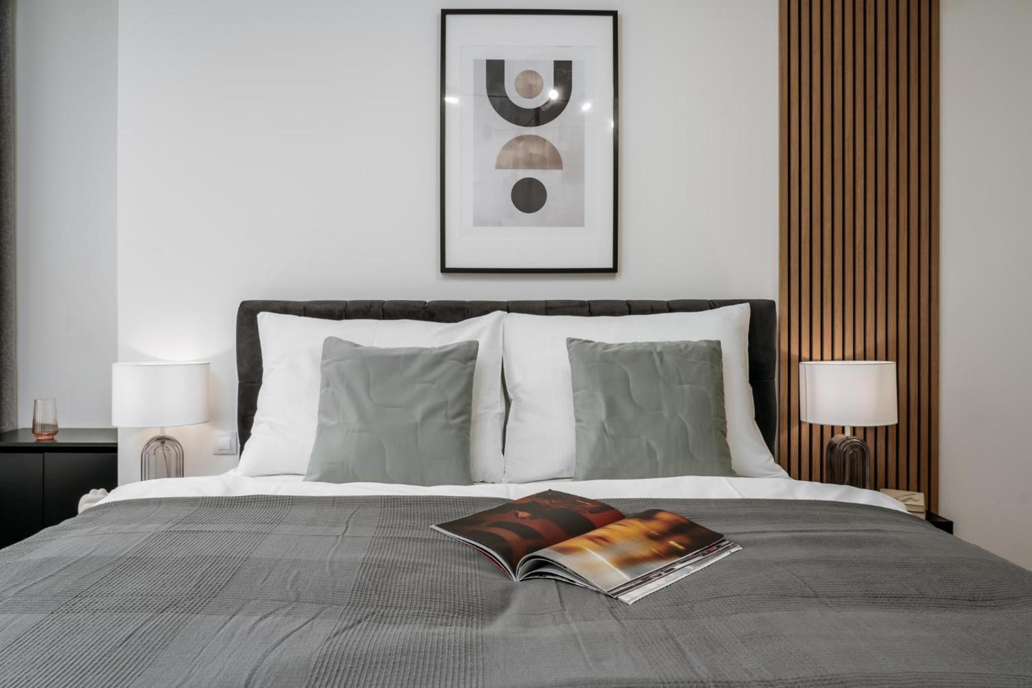 Prague Days - One-bedroom Apartment with Garage Parking and Balcony