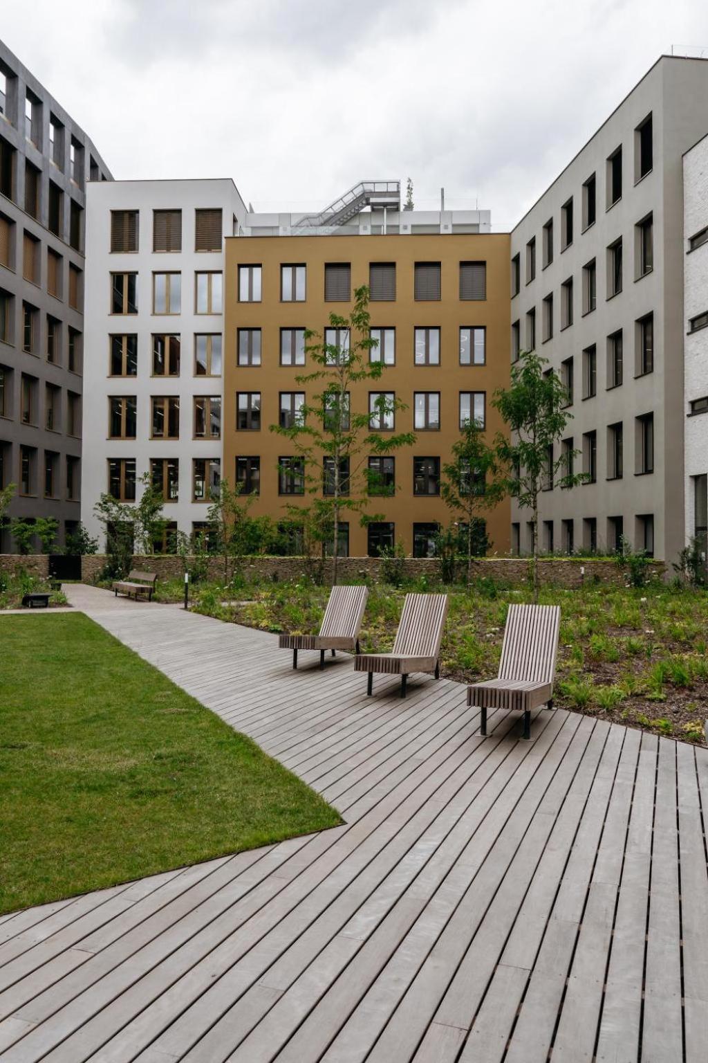 Prague Days - One-bedroom Apartment with Garage Parking and Balcony