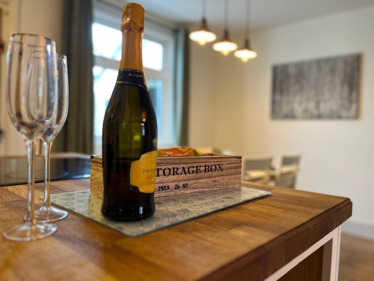 One Jubilee Cottages