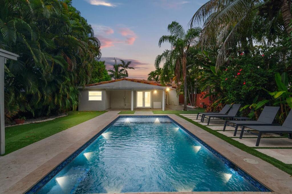 Villa Miami Poolside Paradise