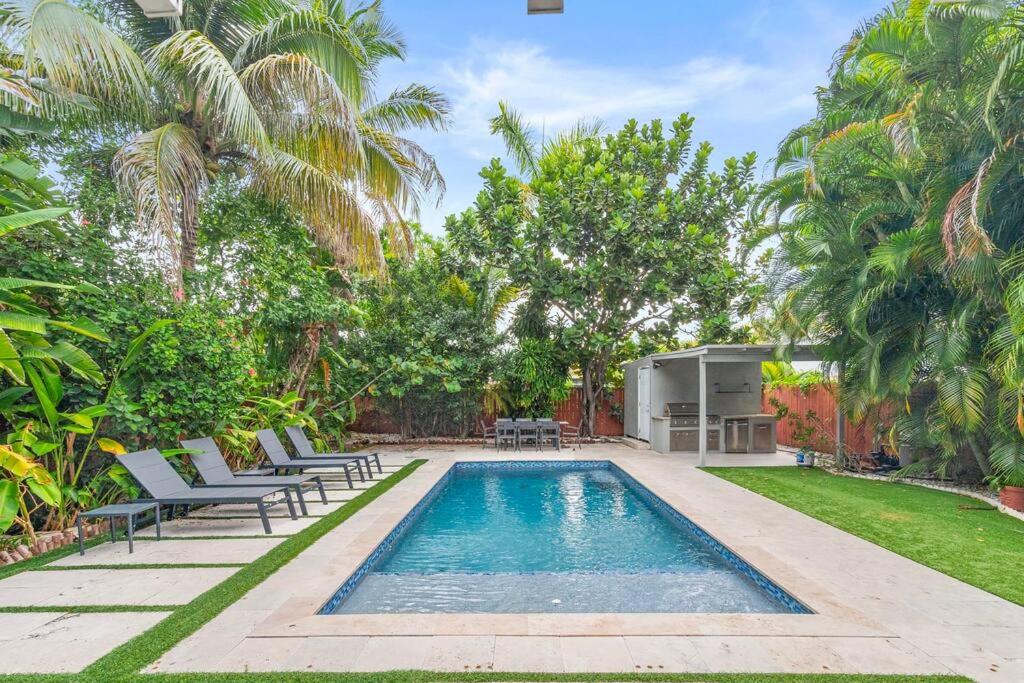 Villa Miami Poolside Paradise