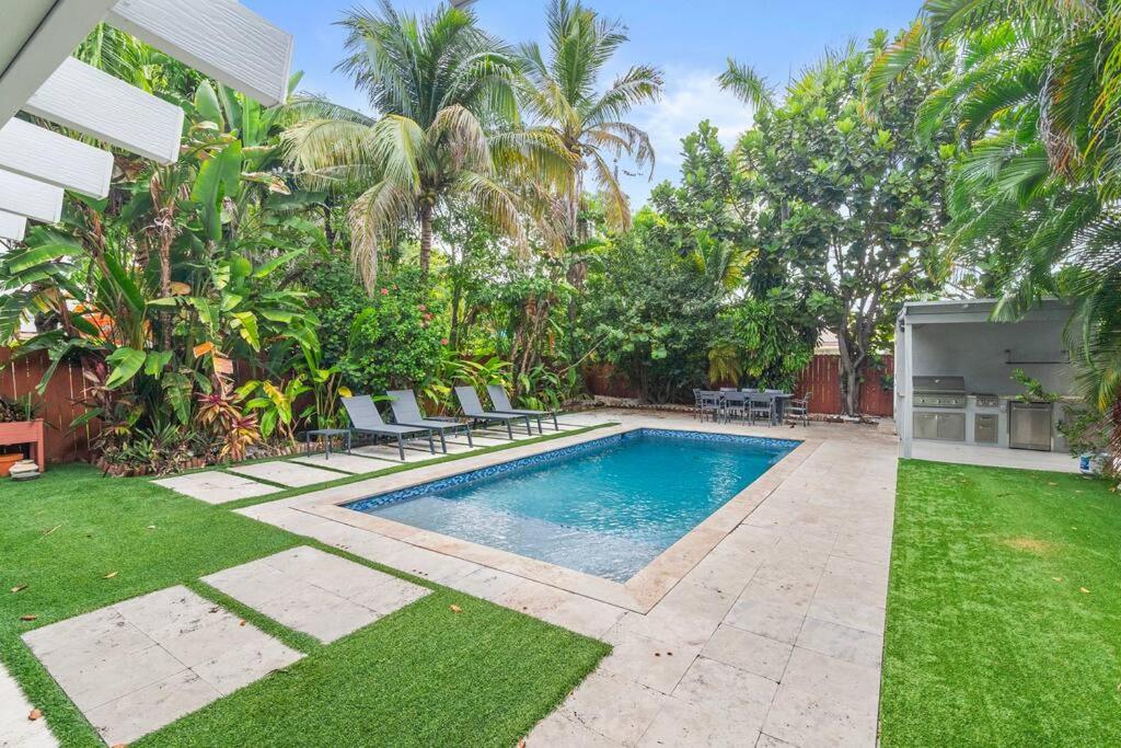 Villa Miami Poolside Paradise