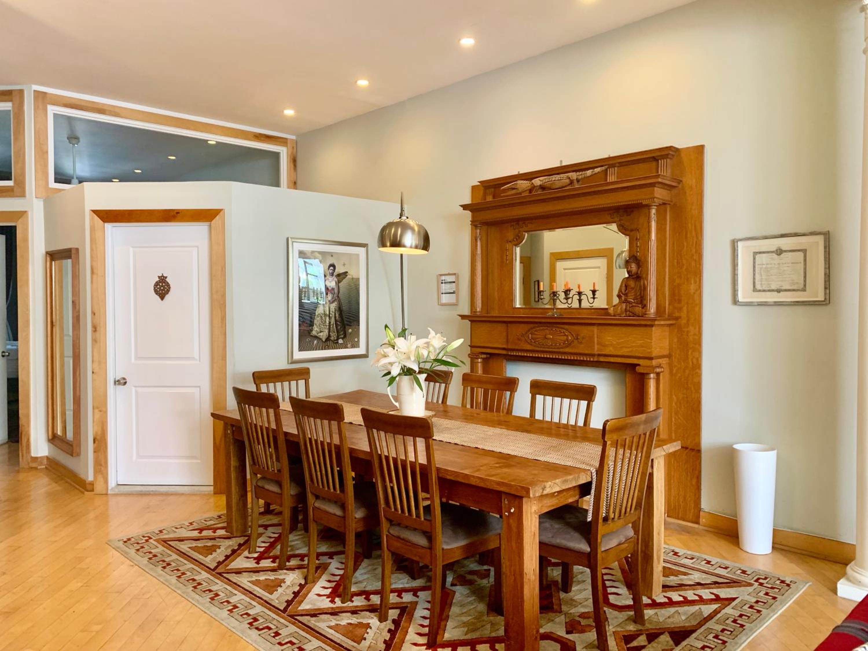 2 bedrooms with one private bathroom in lovely home