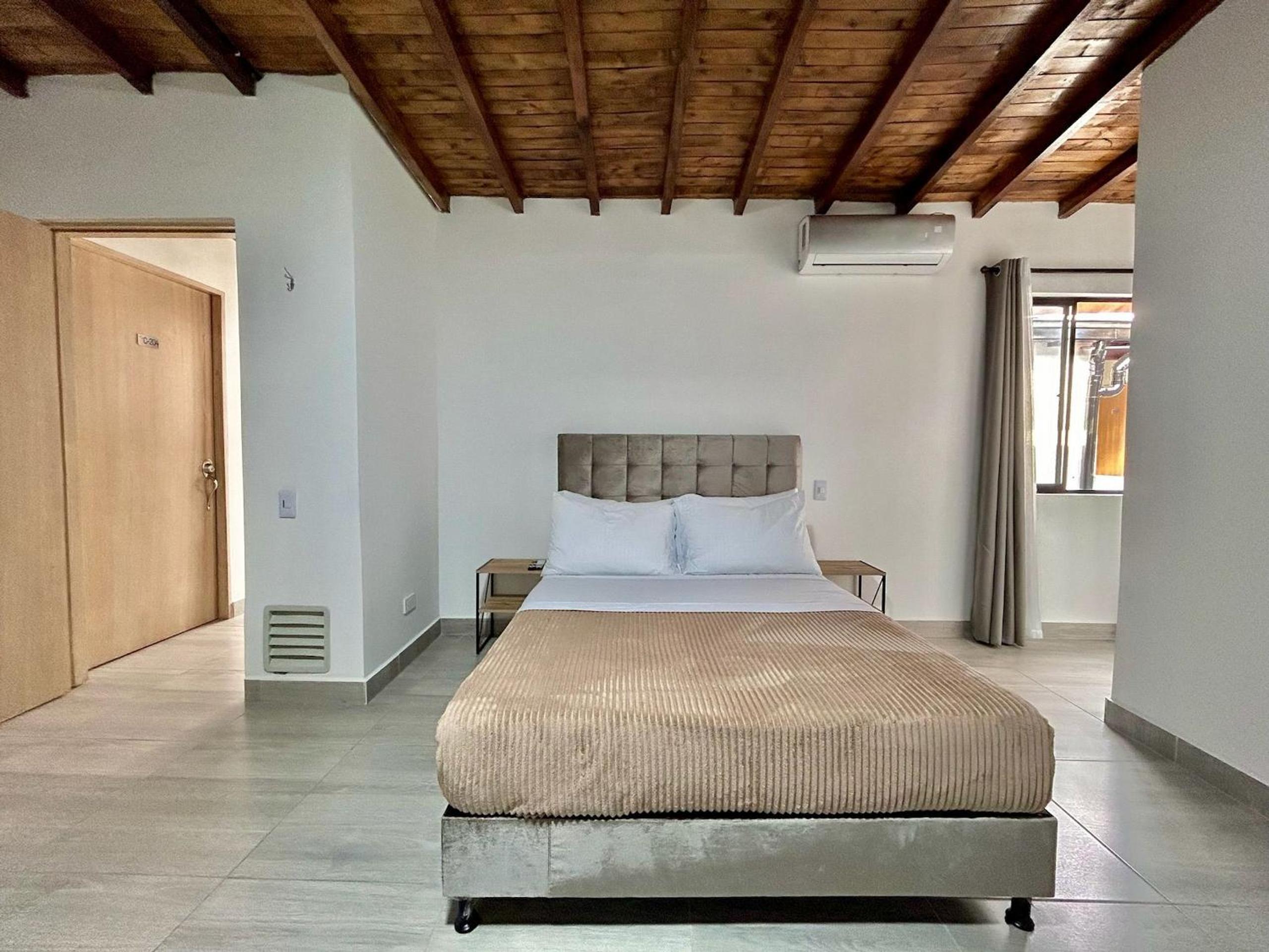 Apartahotel en Laureles