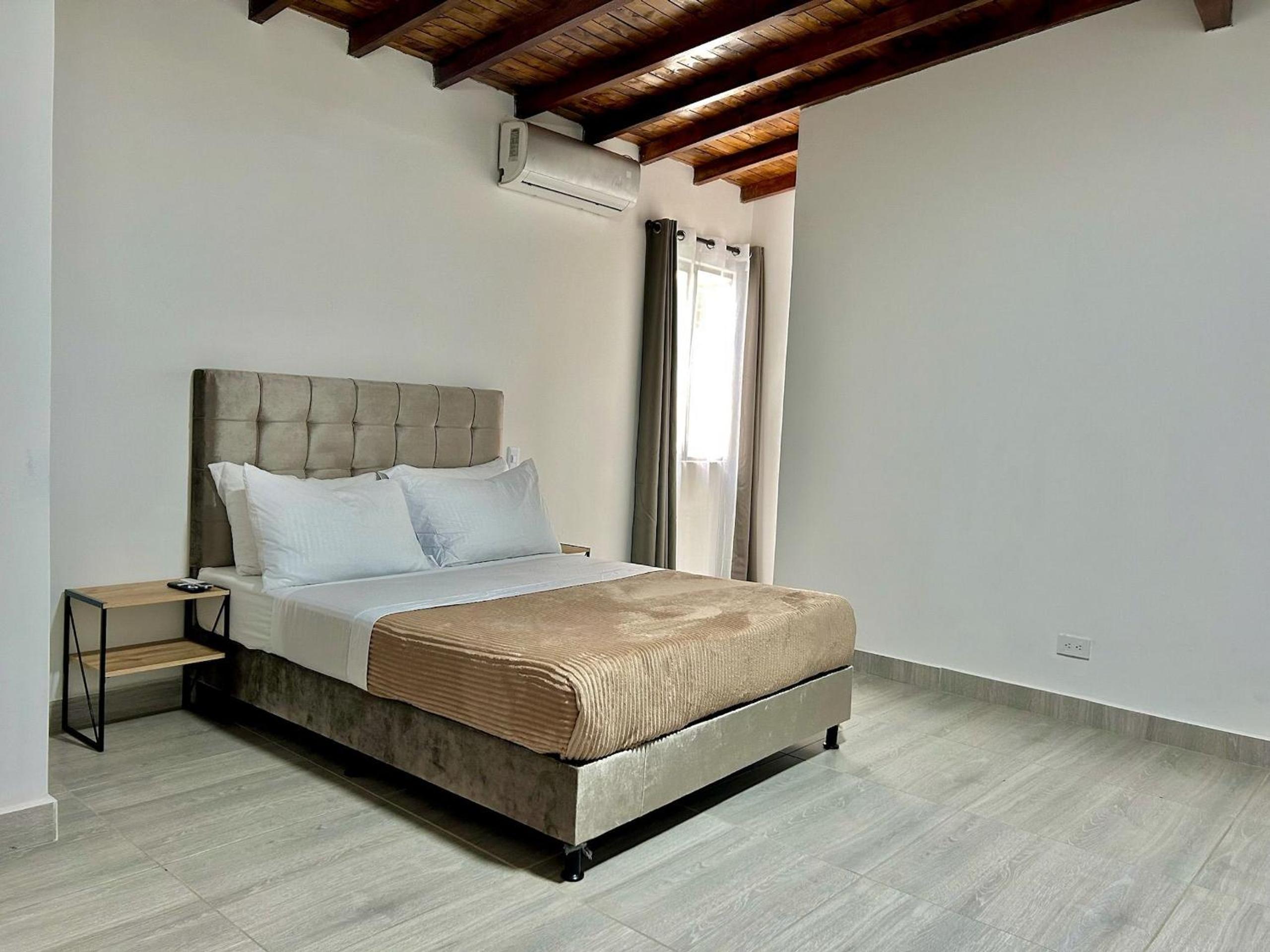 Apartahotel en Laureles