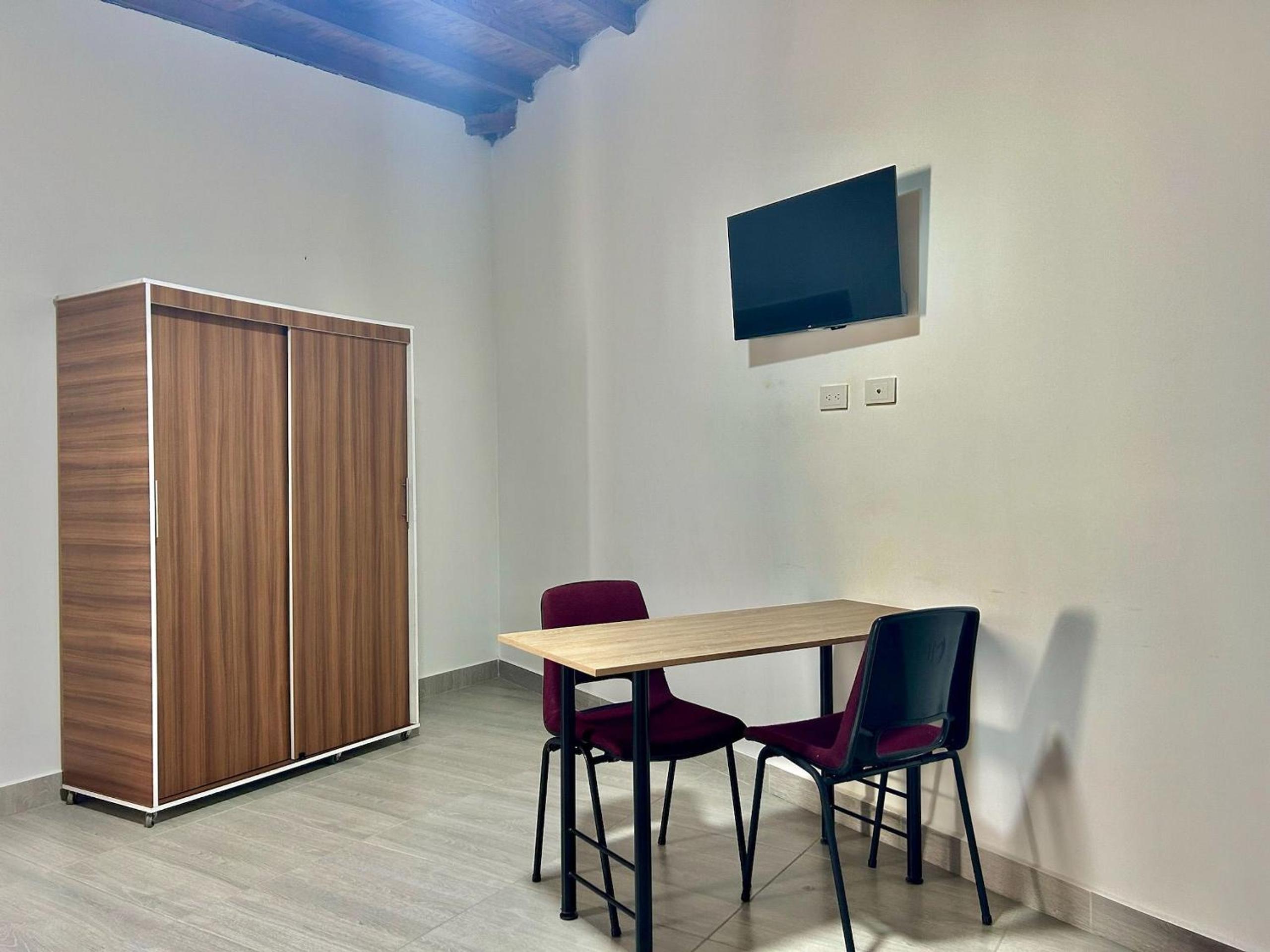 Apartahotel en Laureles
