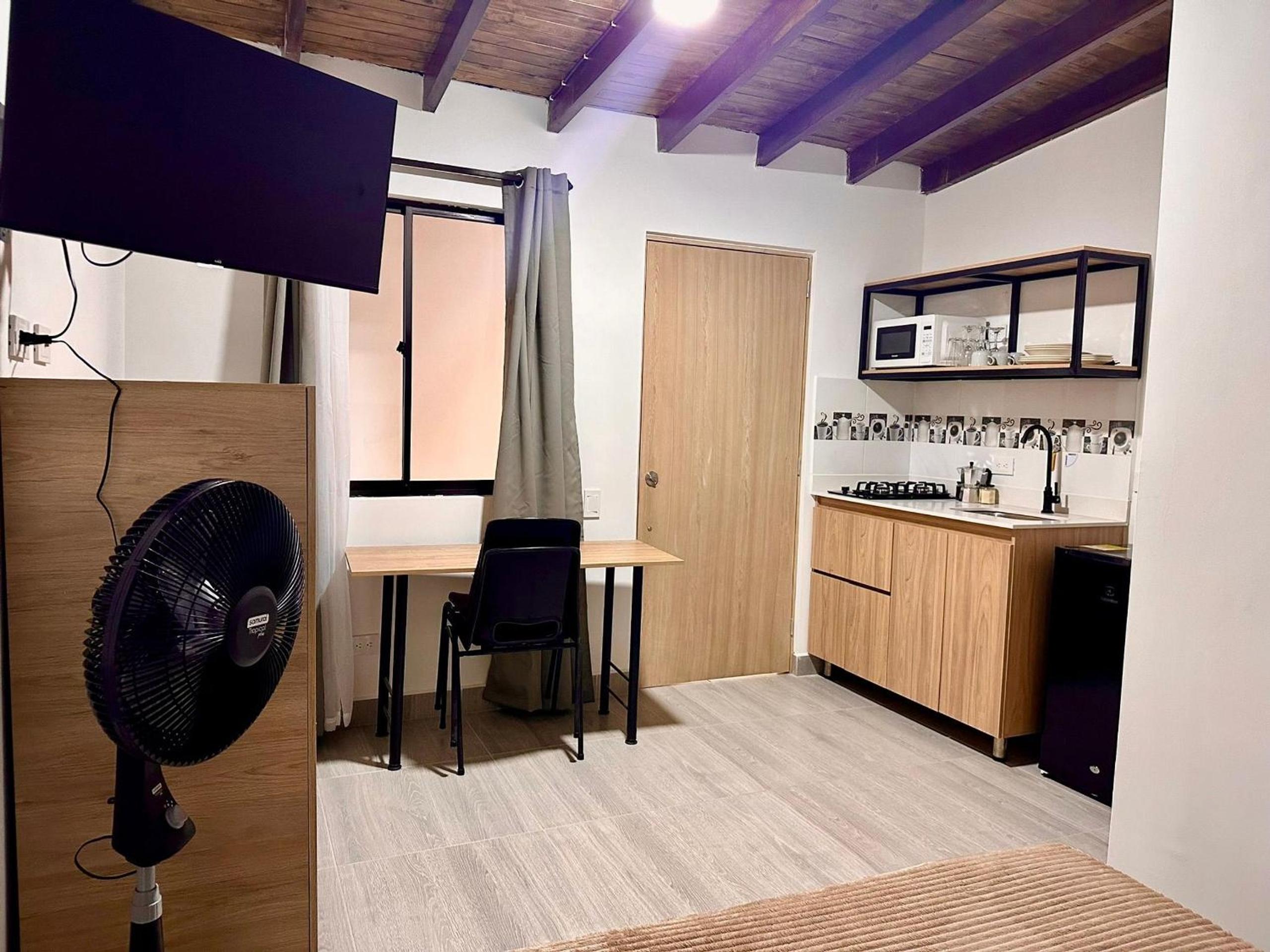 Apartahotel en Laureles