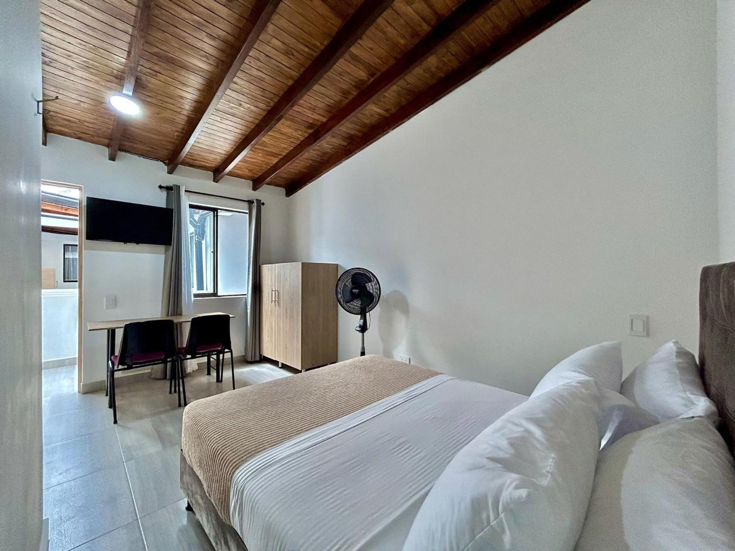 Apartahotel en Laureles