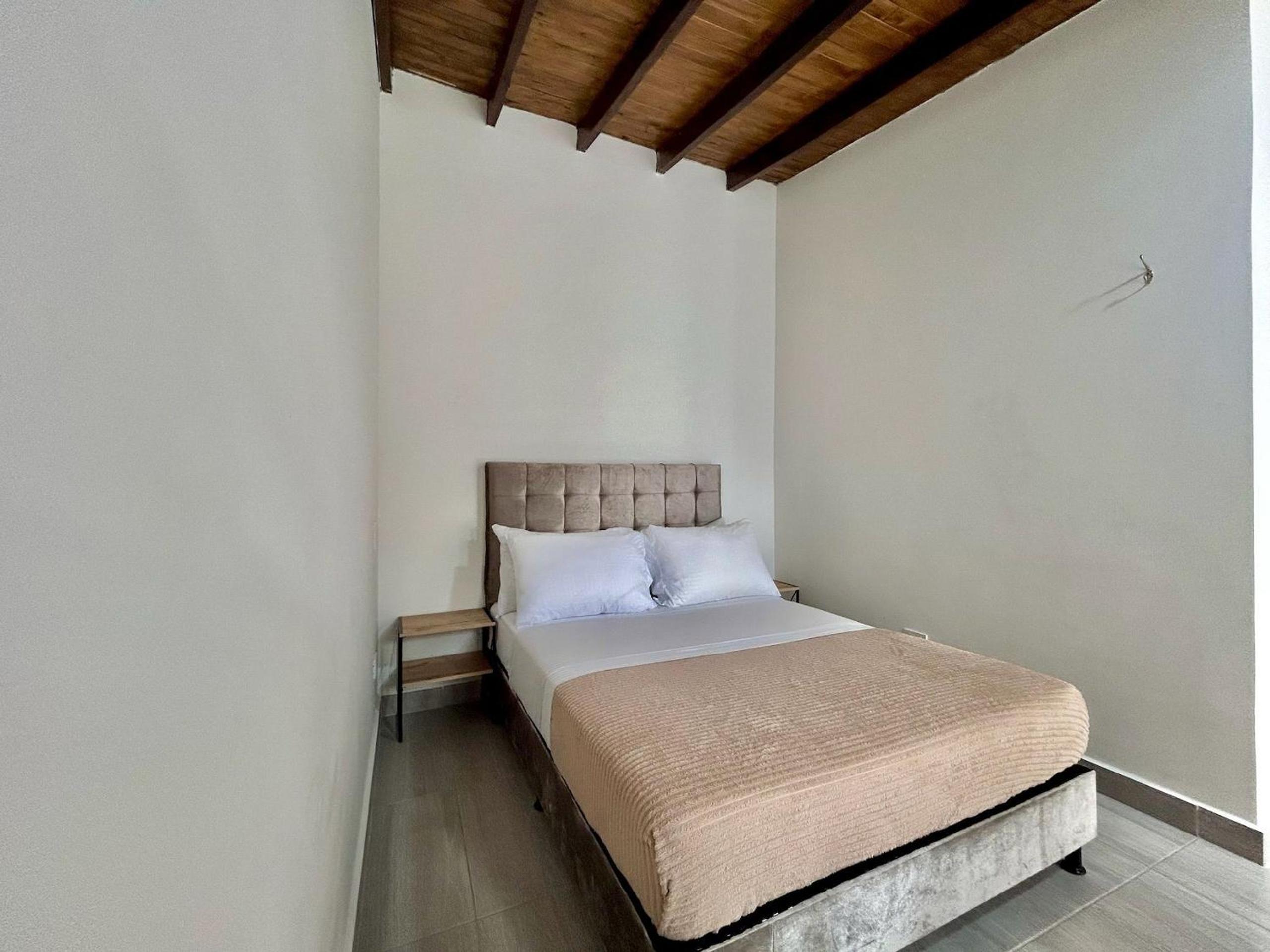 Apartahotel en Laureles