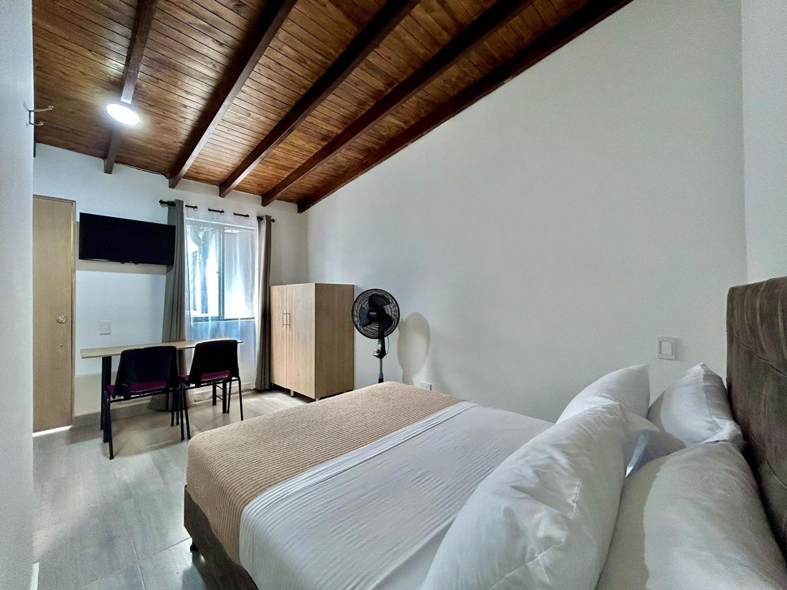 Apartahotel en Laureles