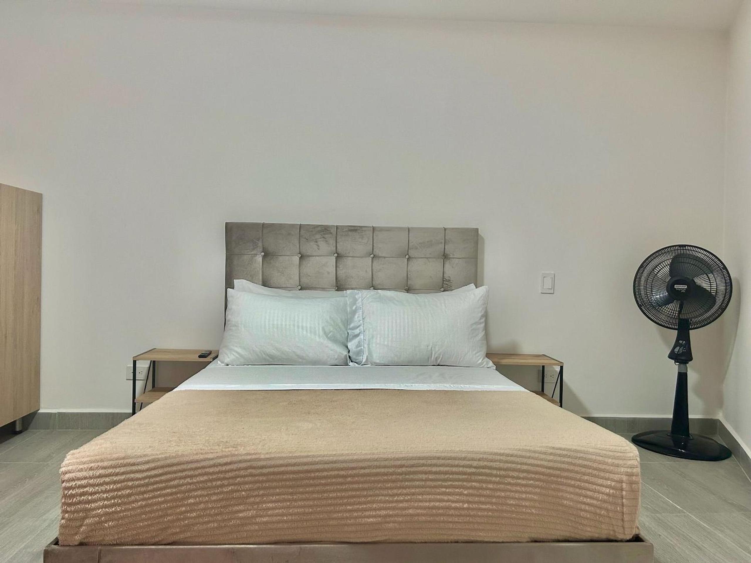 Apartahotel en Laureles