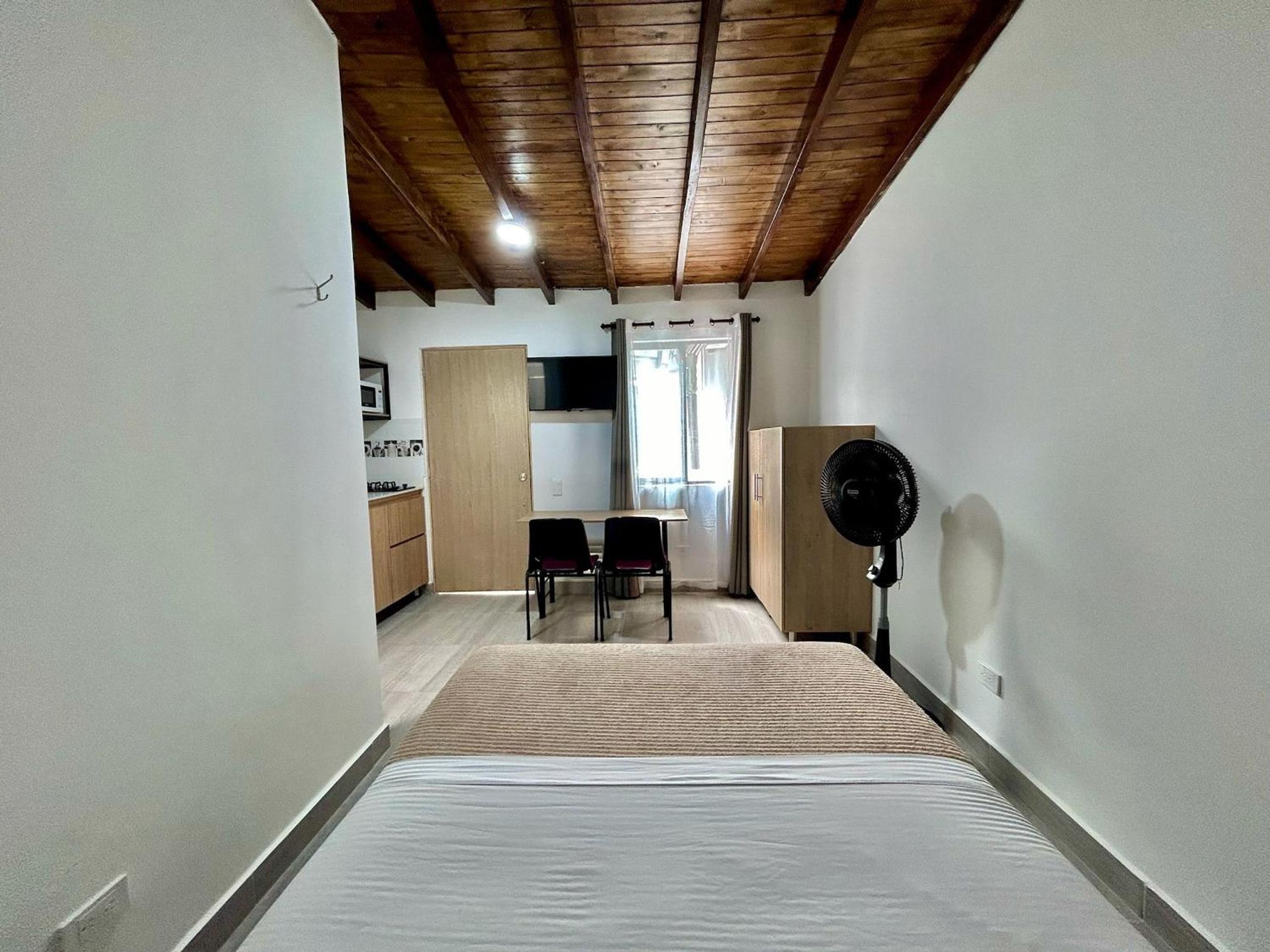 Apartahotel en Laureles