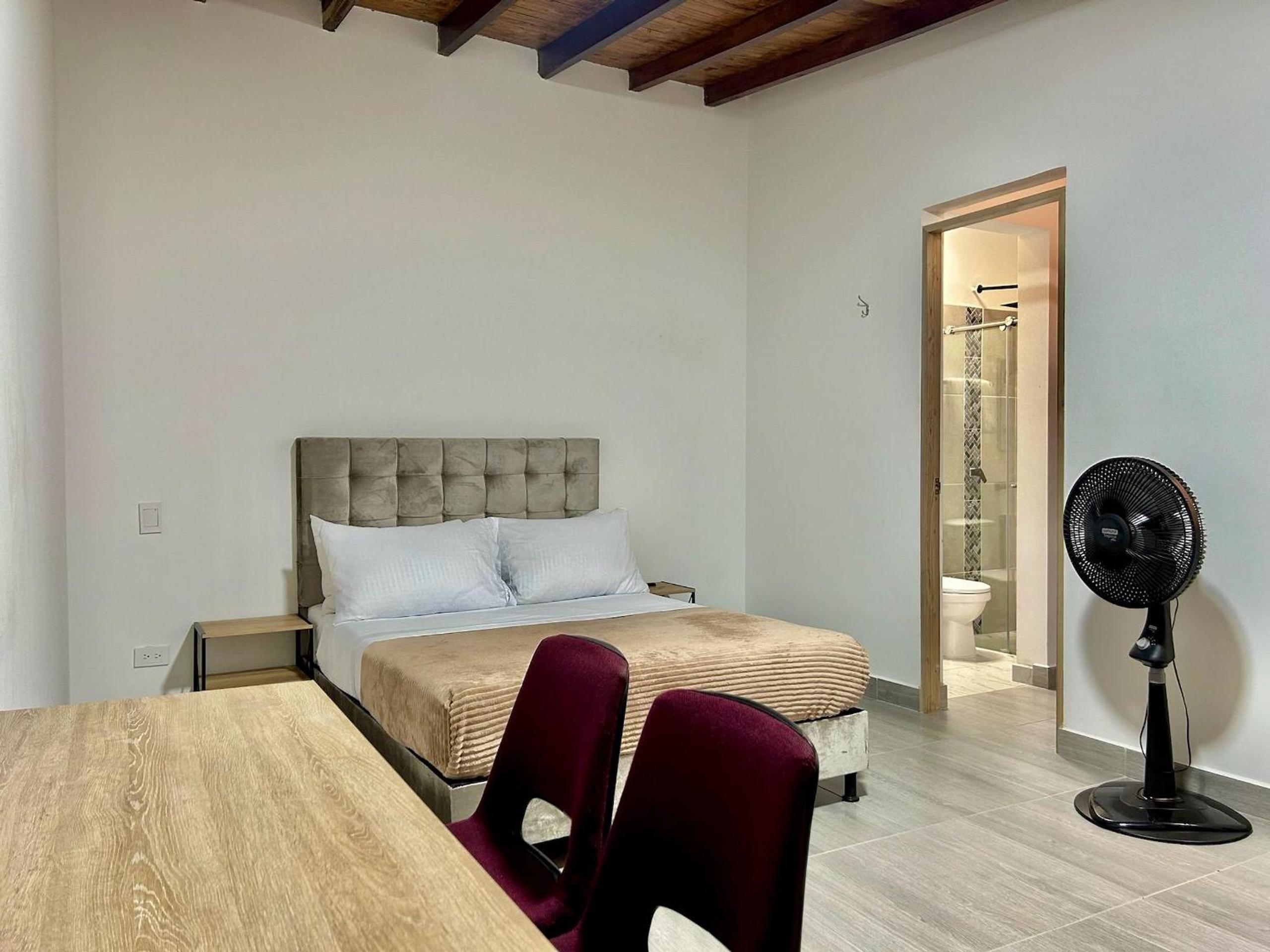 Apartahotel en Laureles