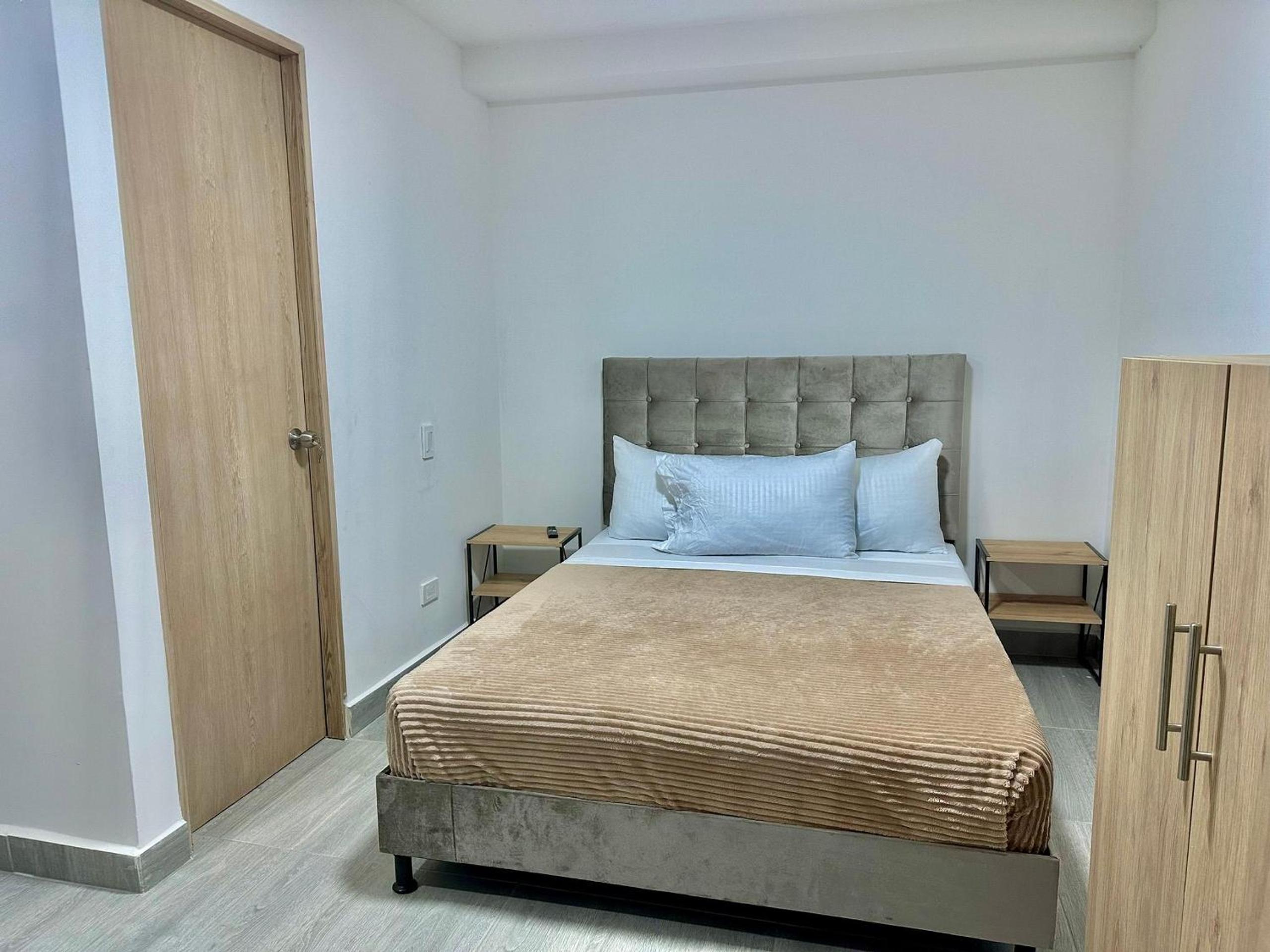 Apartahotel en Laureles